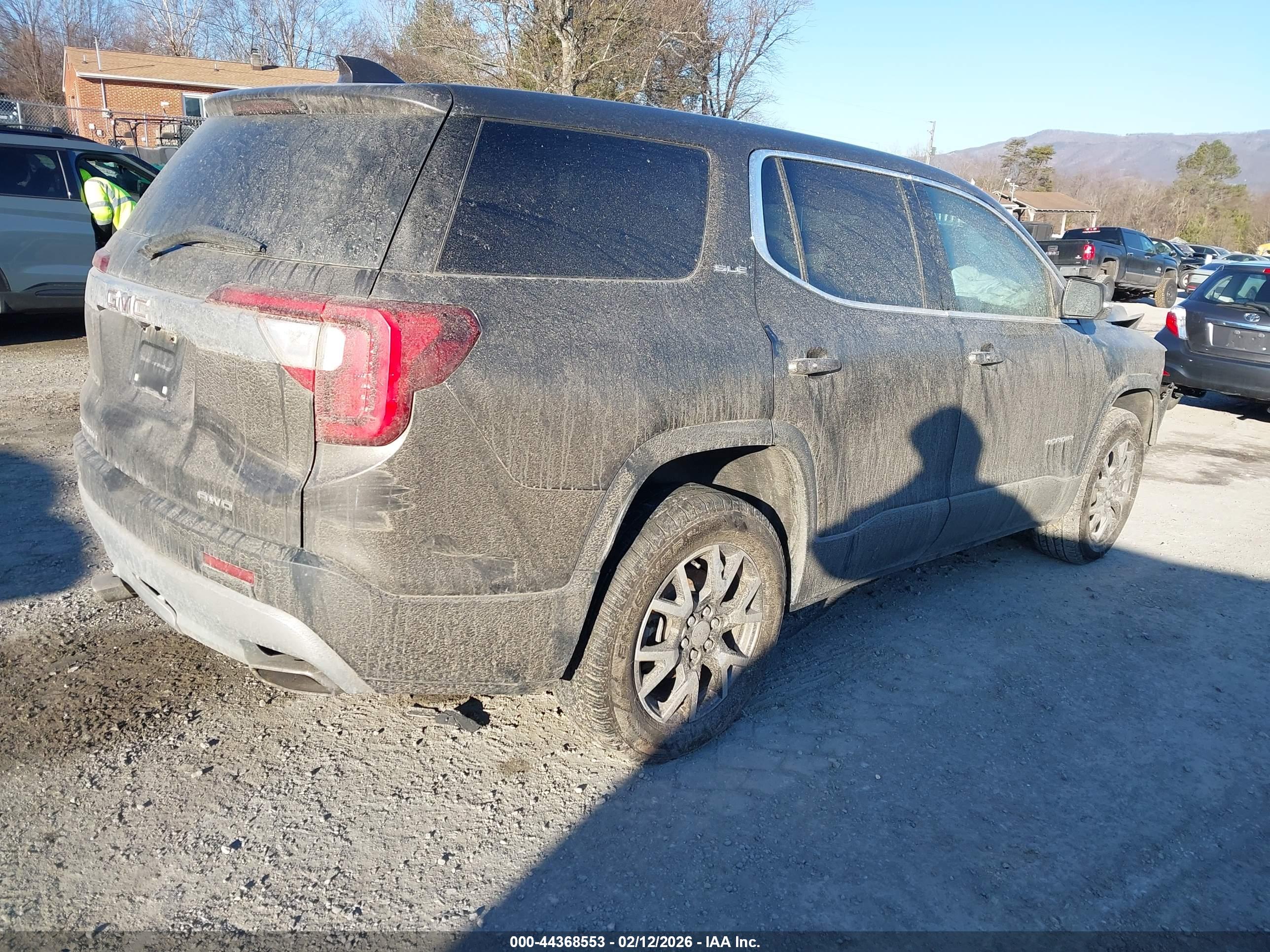 GMC ACADIA image 4