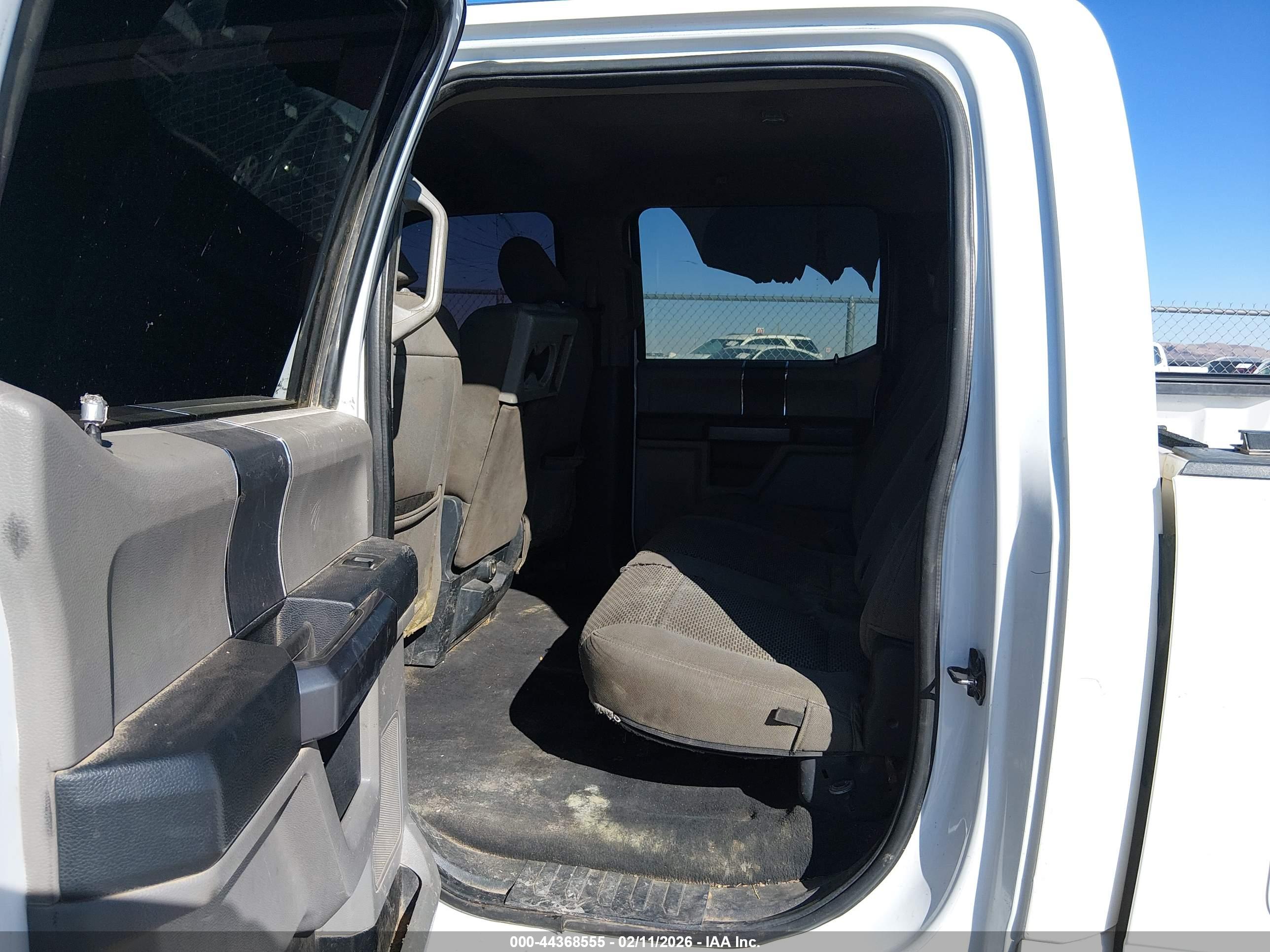 FORD F-250 image 8