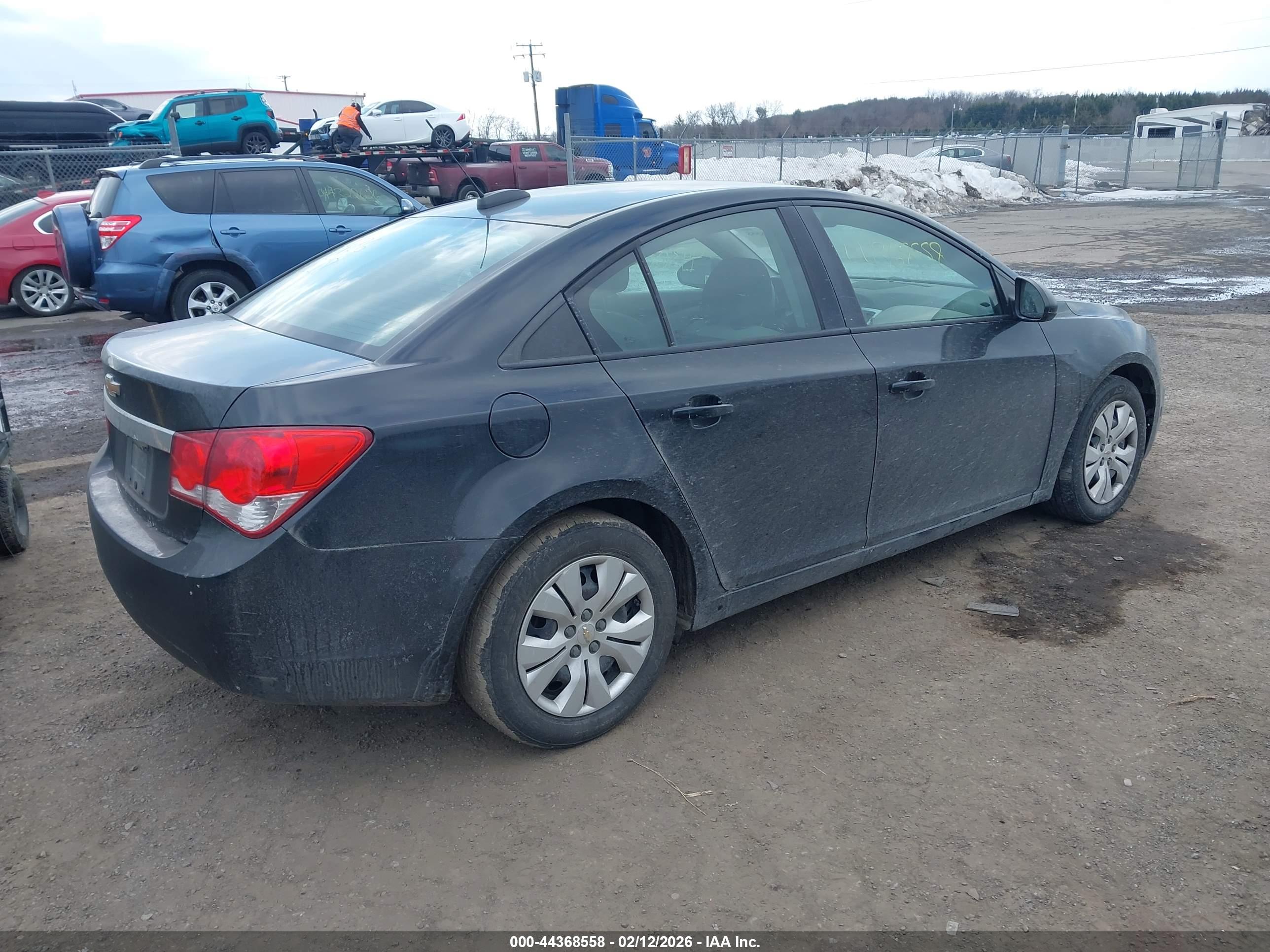 CHEVROLET CRUZE image 4