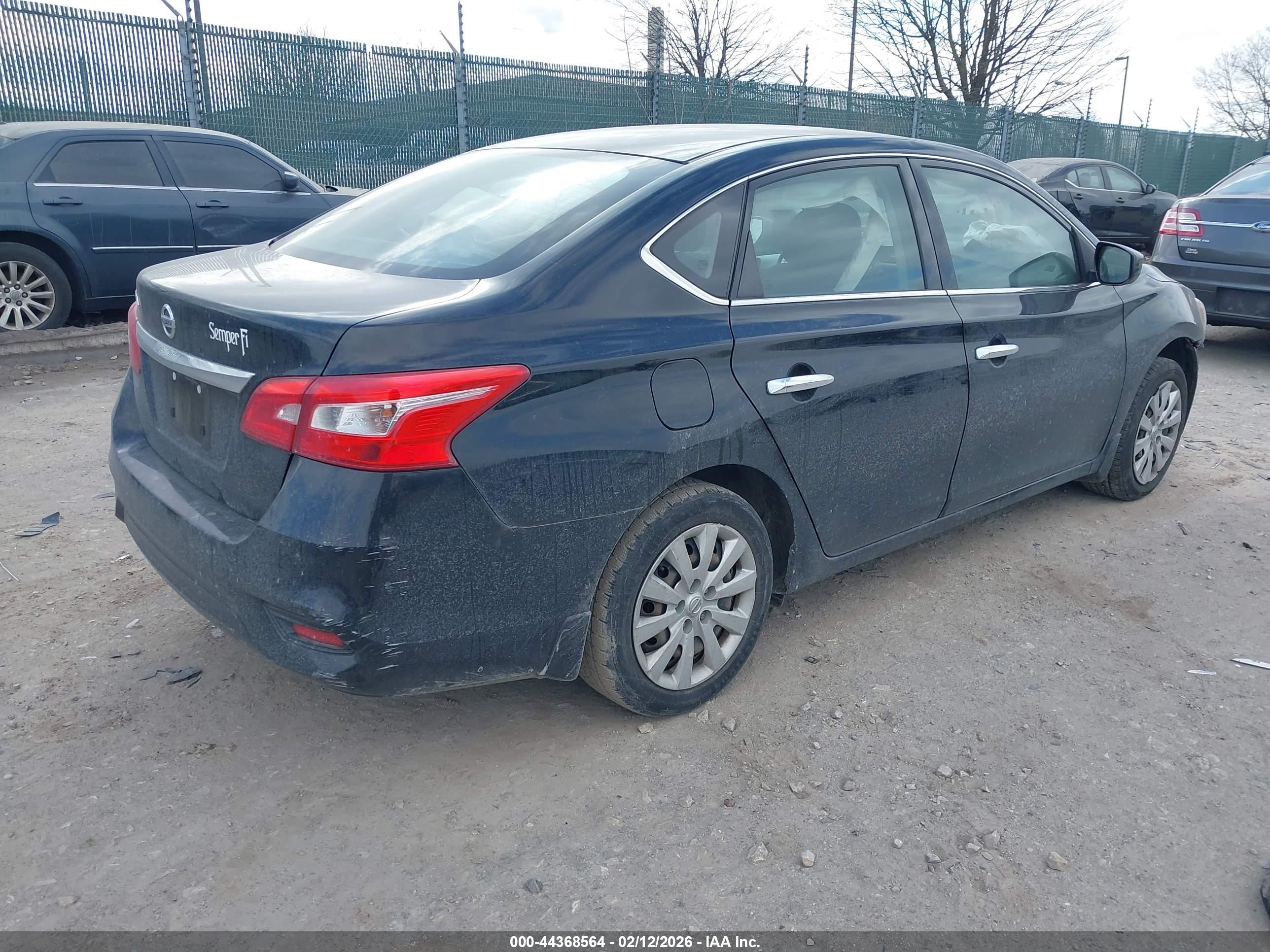 NISSAN SENTRA image 4