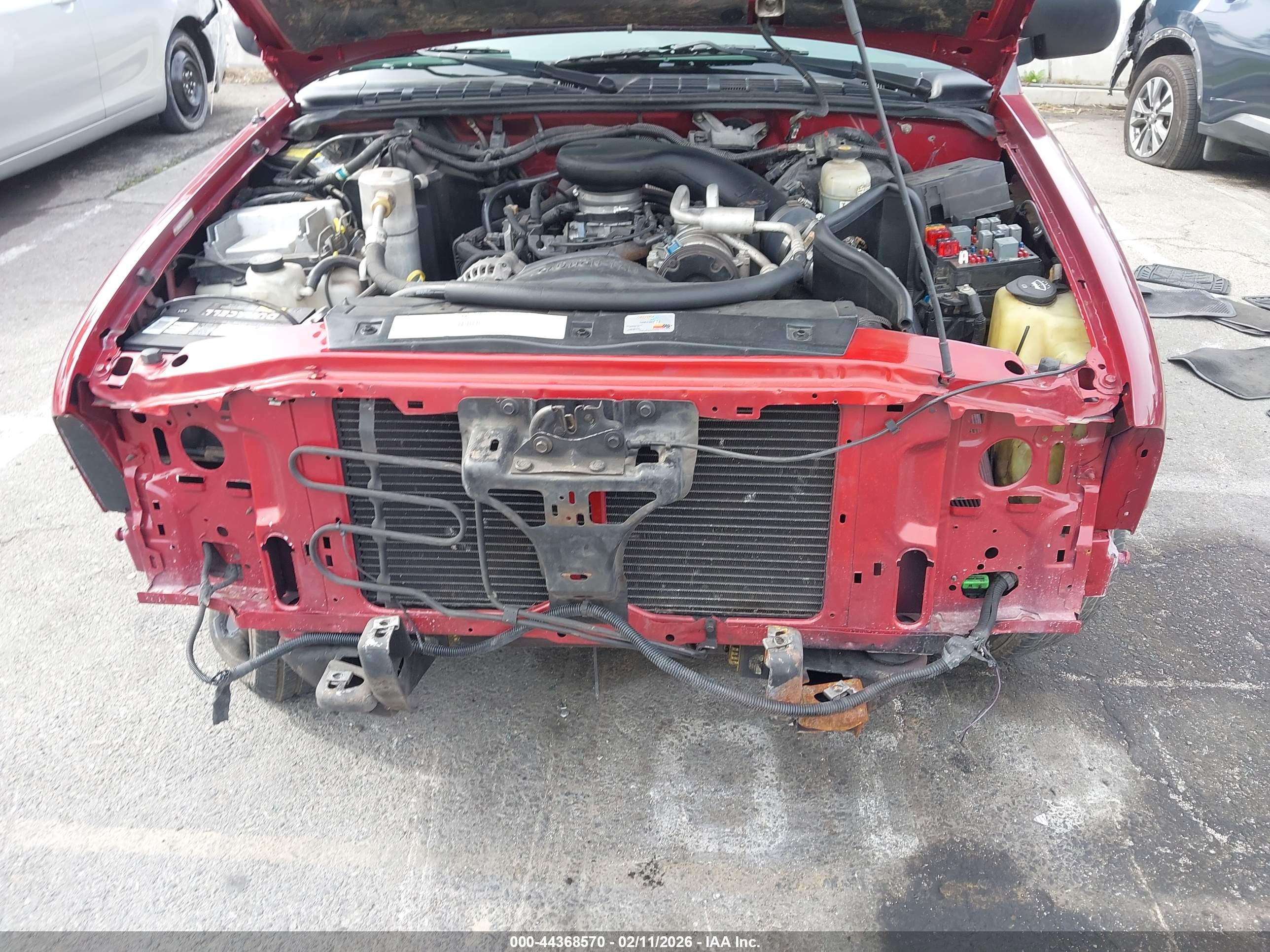 CHEVROLET BLAZER image 6