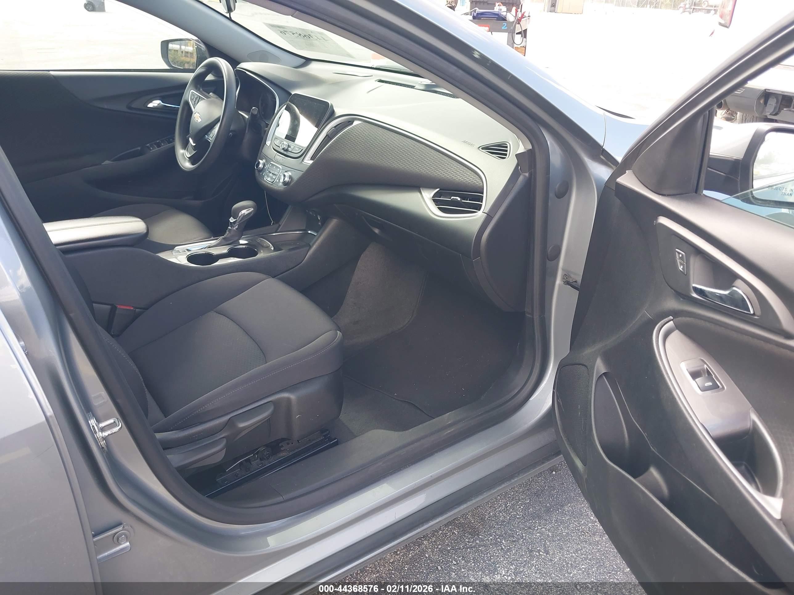CHEVROLET MALIBU image 5