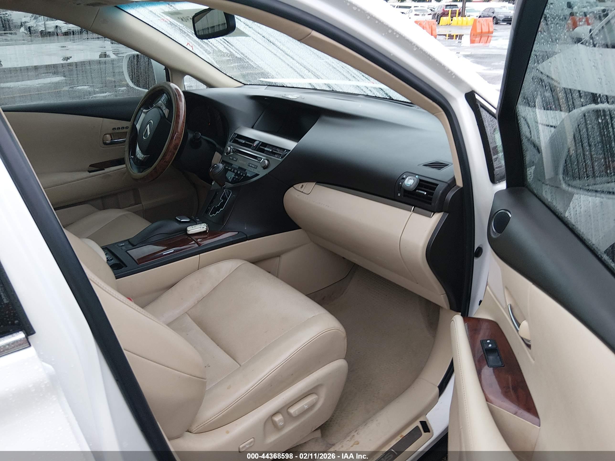 LEXUS RX image 5
