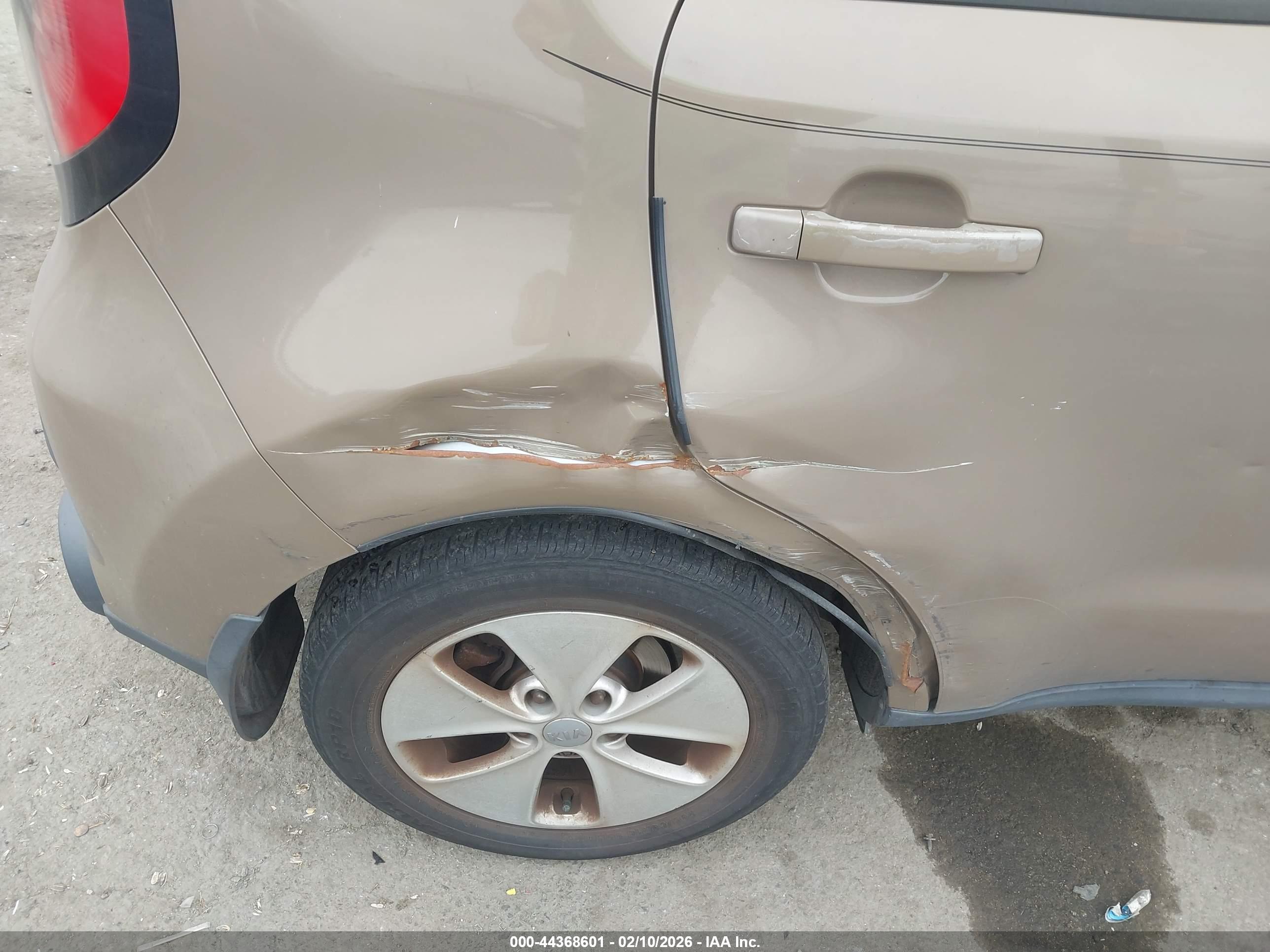 KIA SOUL image 6