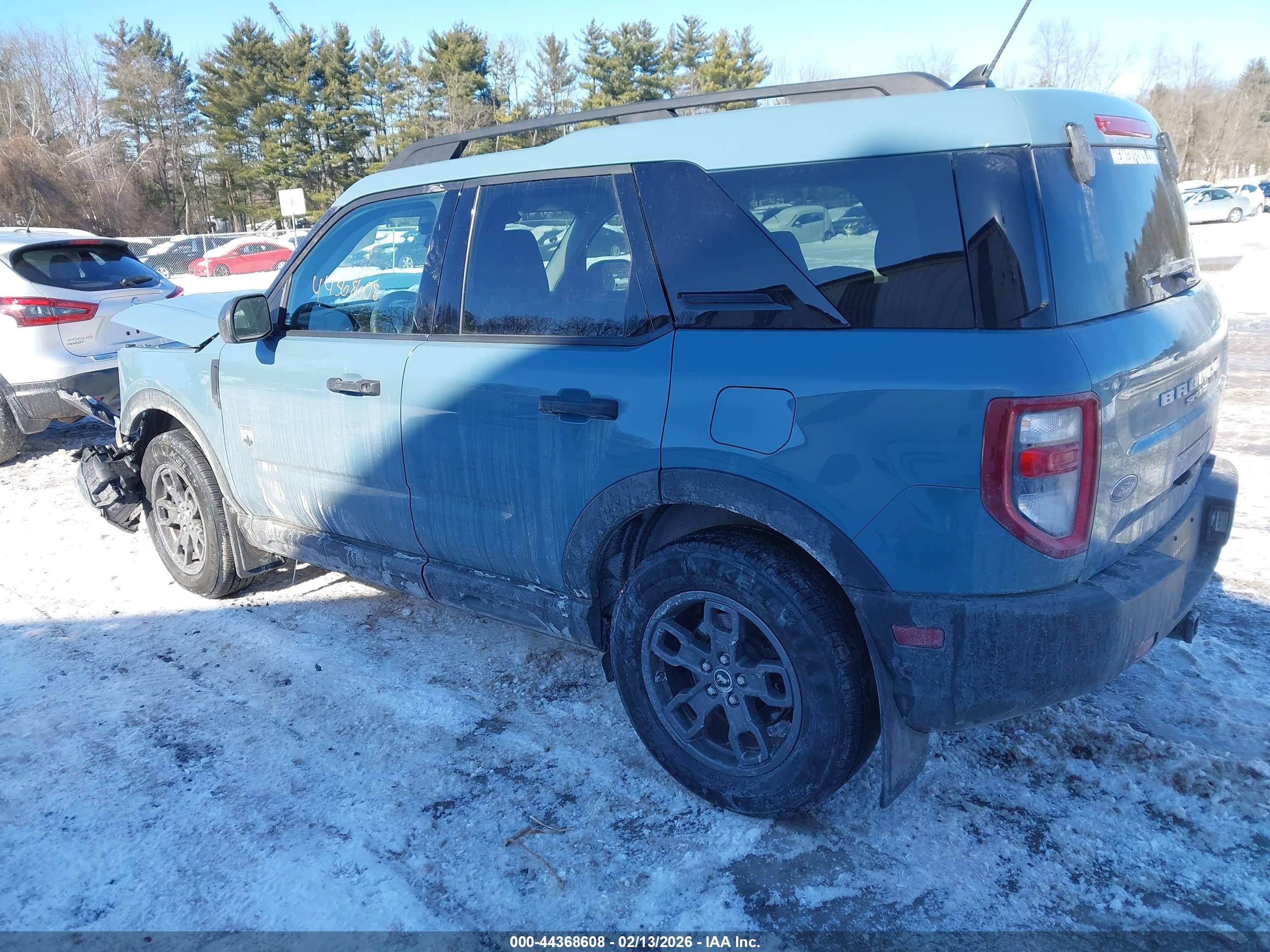 FORD BRONCO image 3