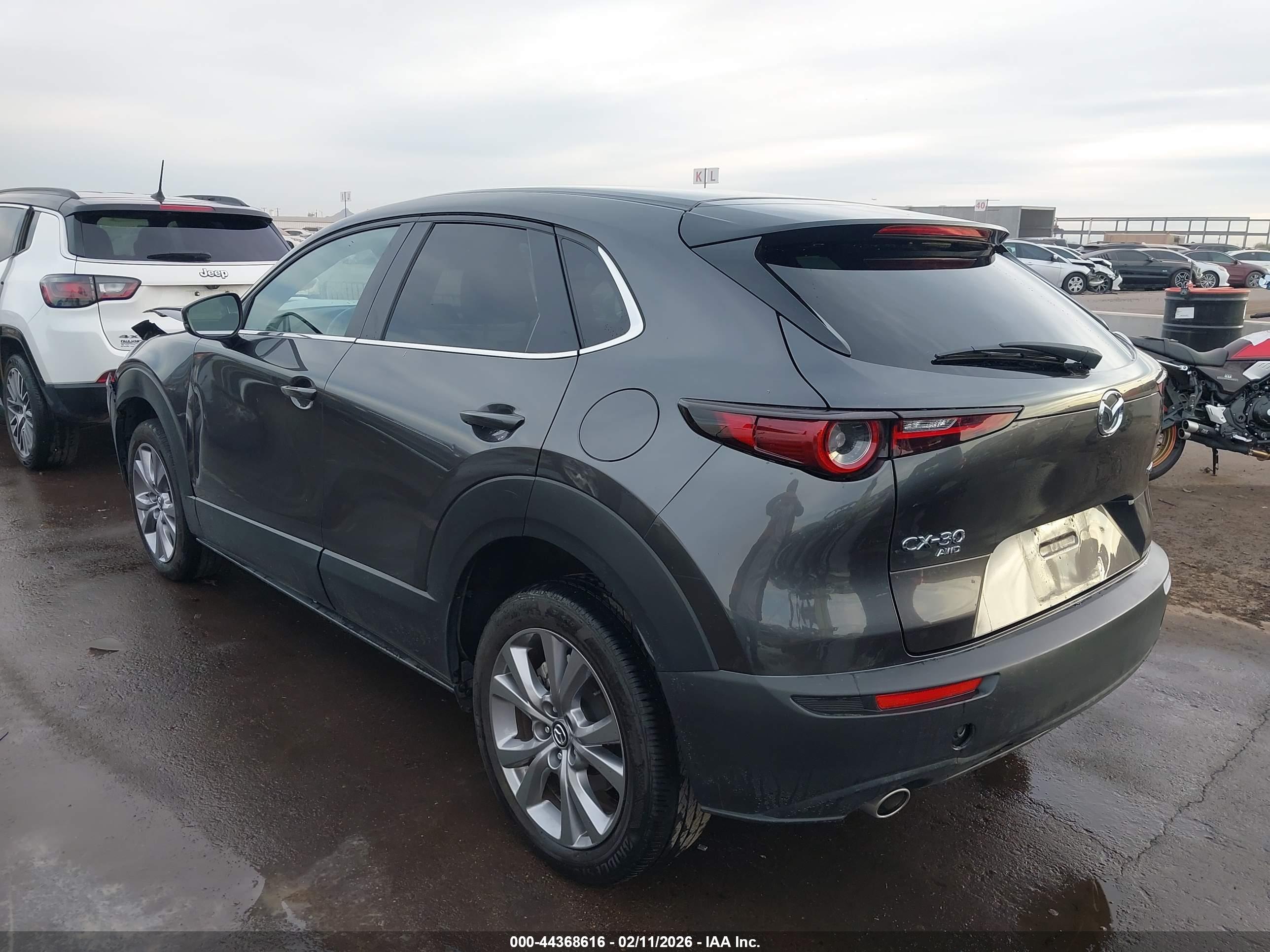 MAZDA CX-30 image 3