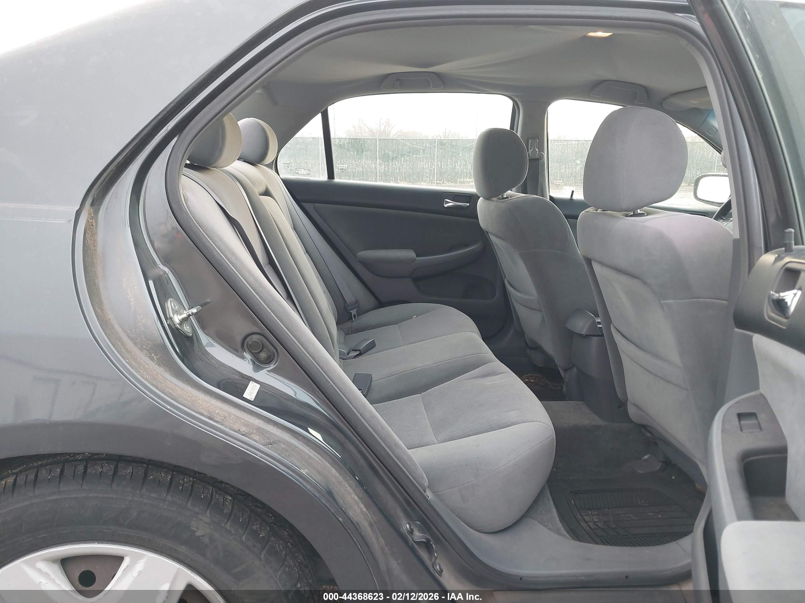 HONDA ACCORD image 8