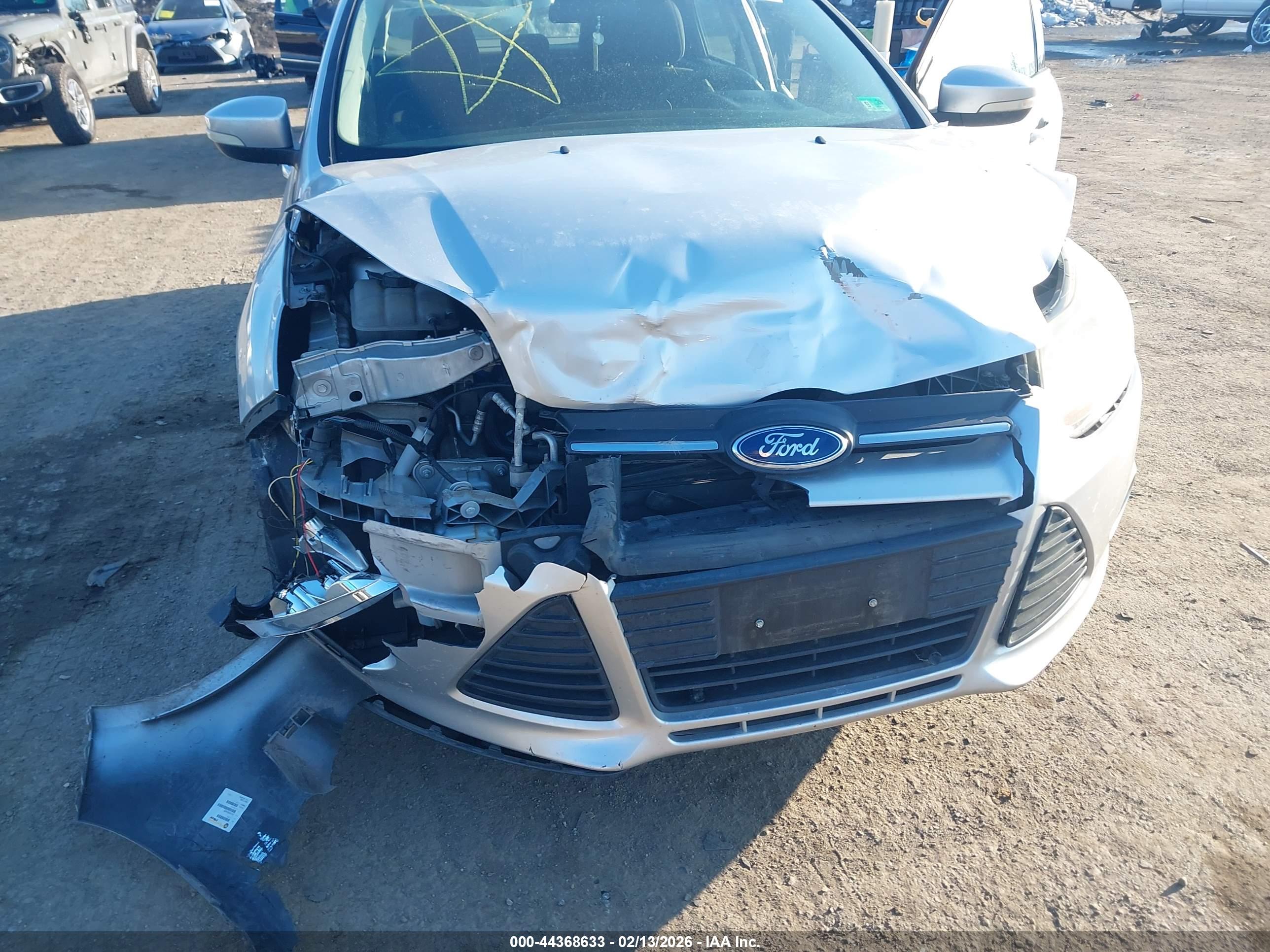 FORD FOCUS image 6