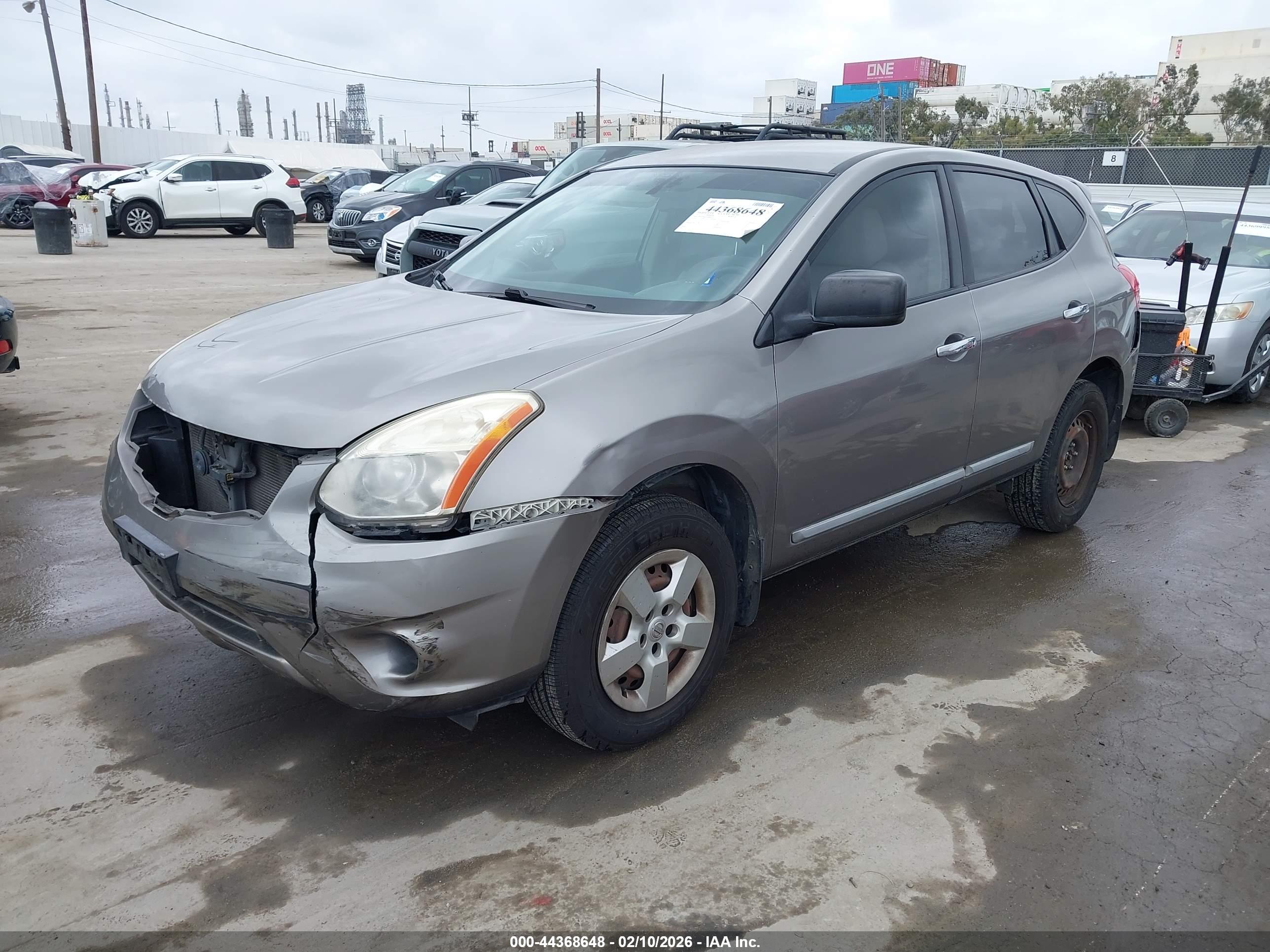 NISSAN ROGUE image 2