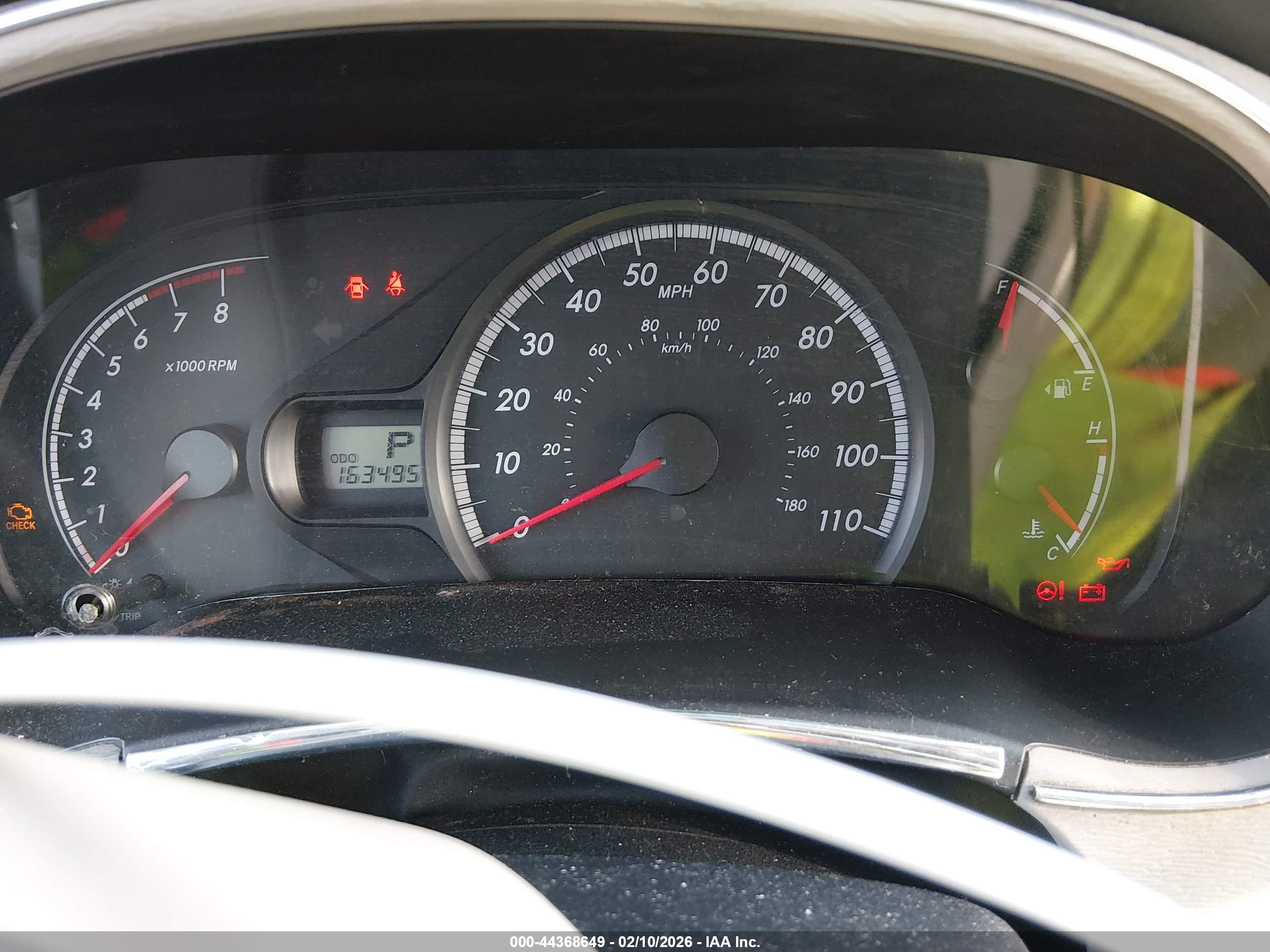 TOYOTA SIENNA image 7