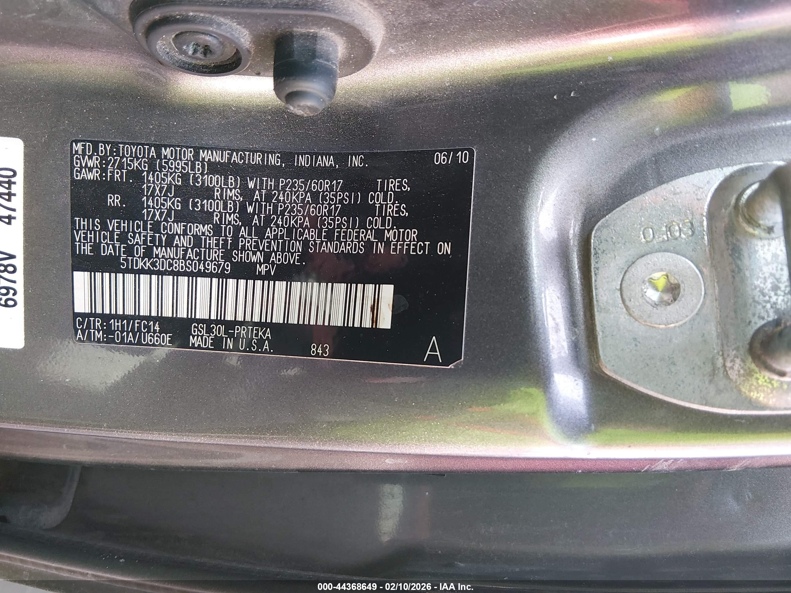 TOYOTA SIENNA image 9