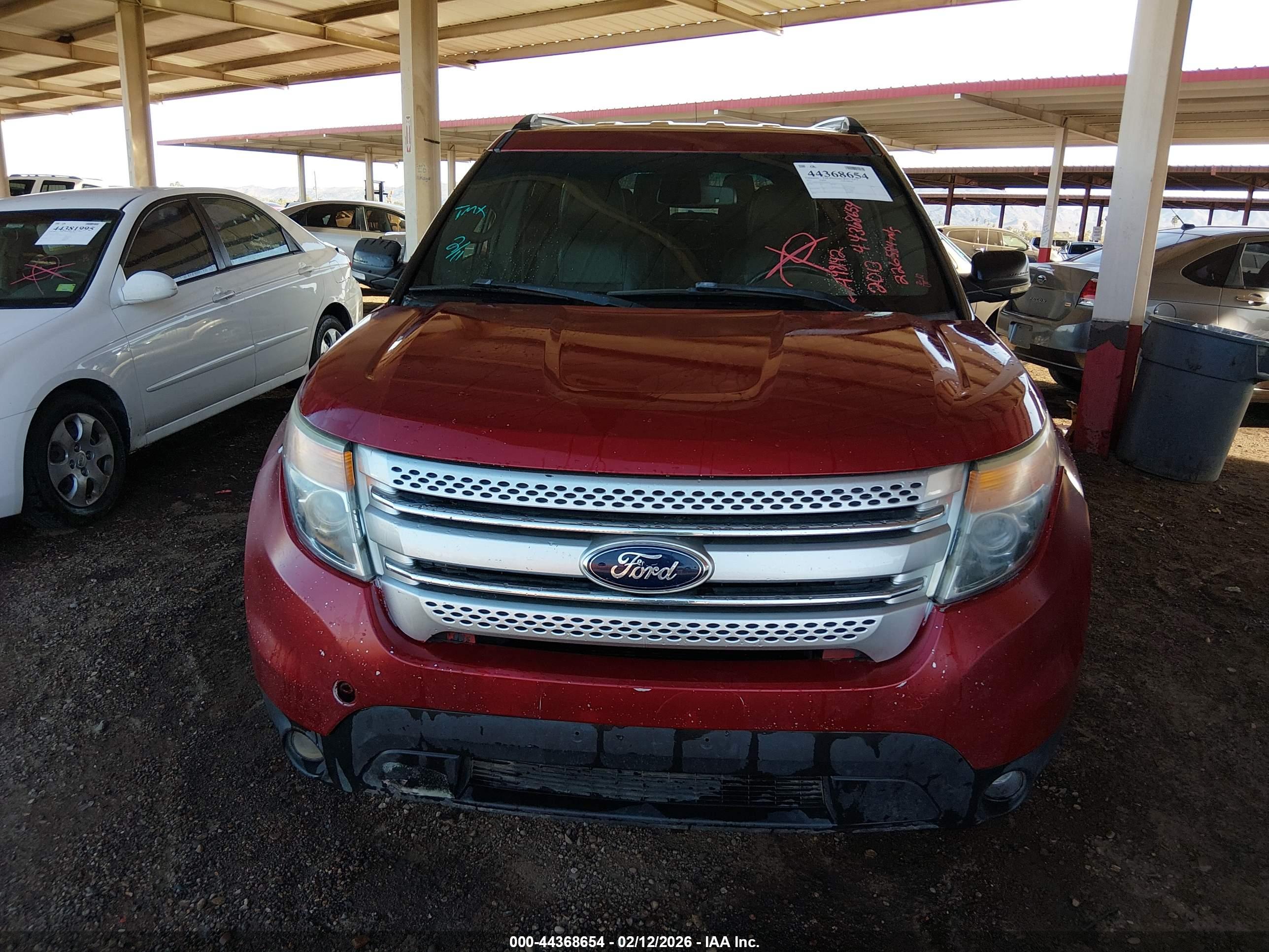 FORD EXPLORER image 6