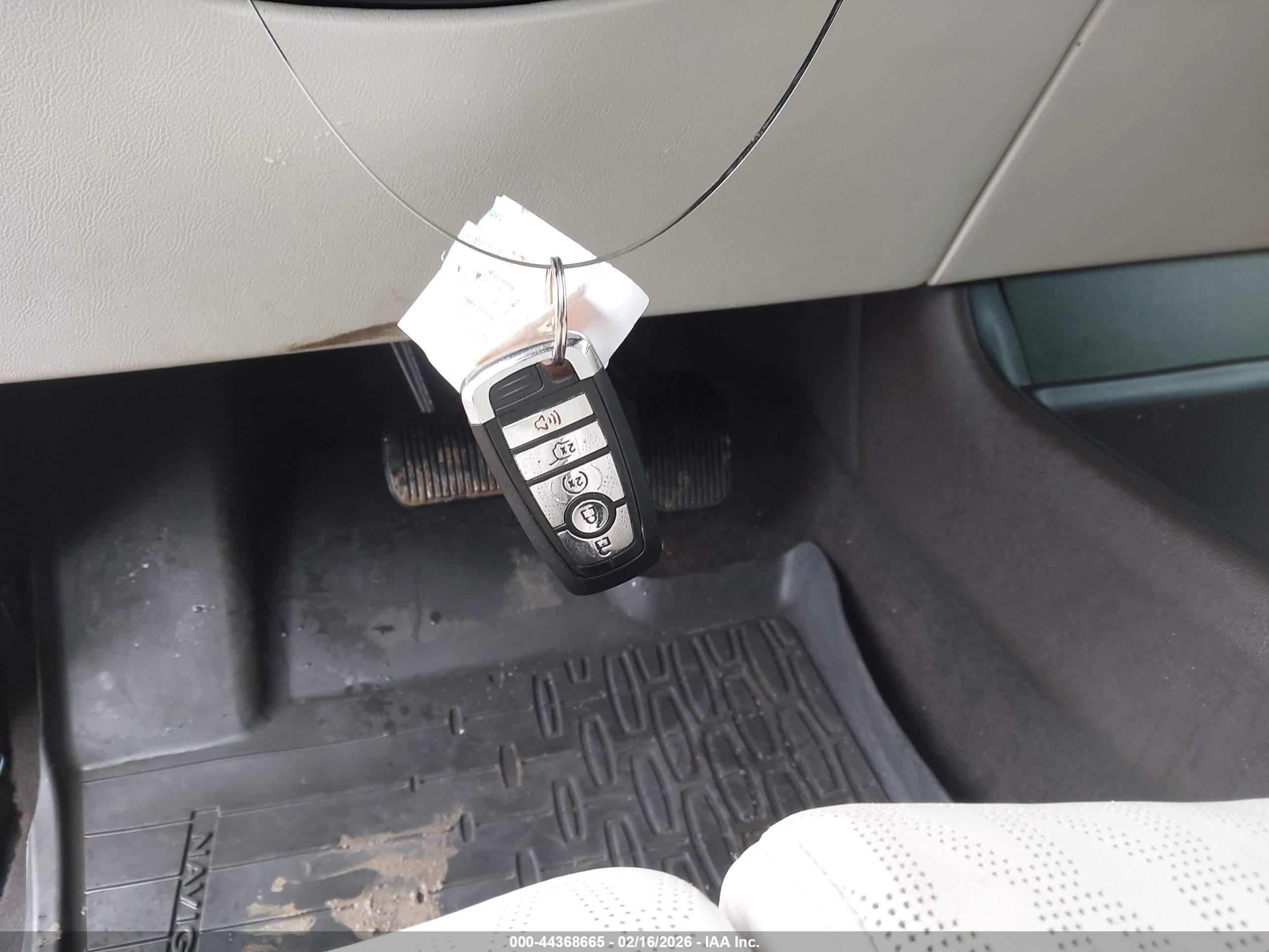 LINCOLN NAVIGATOR image 11
