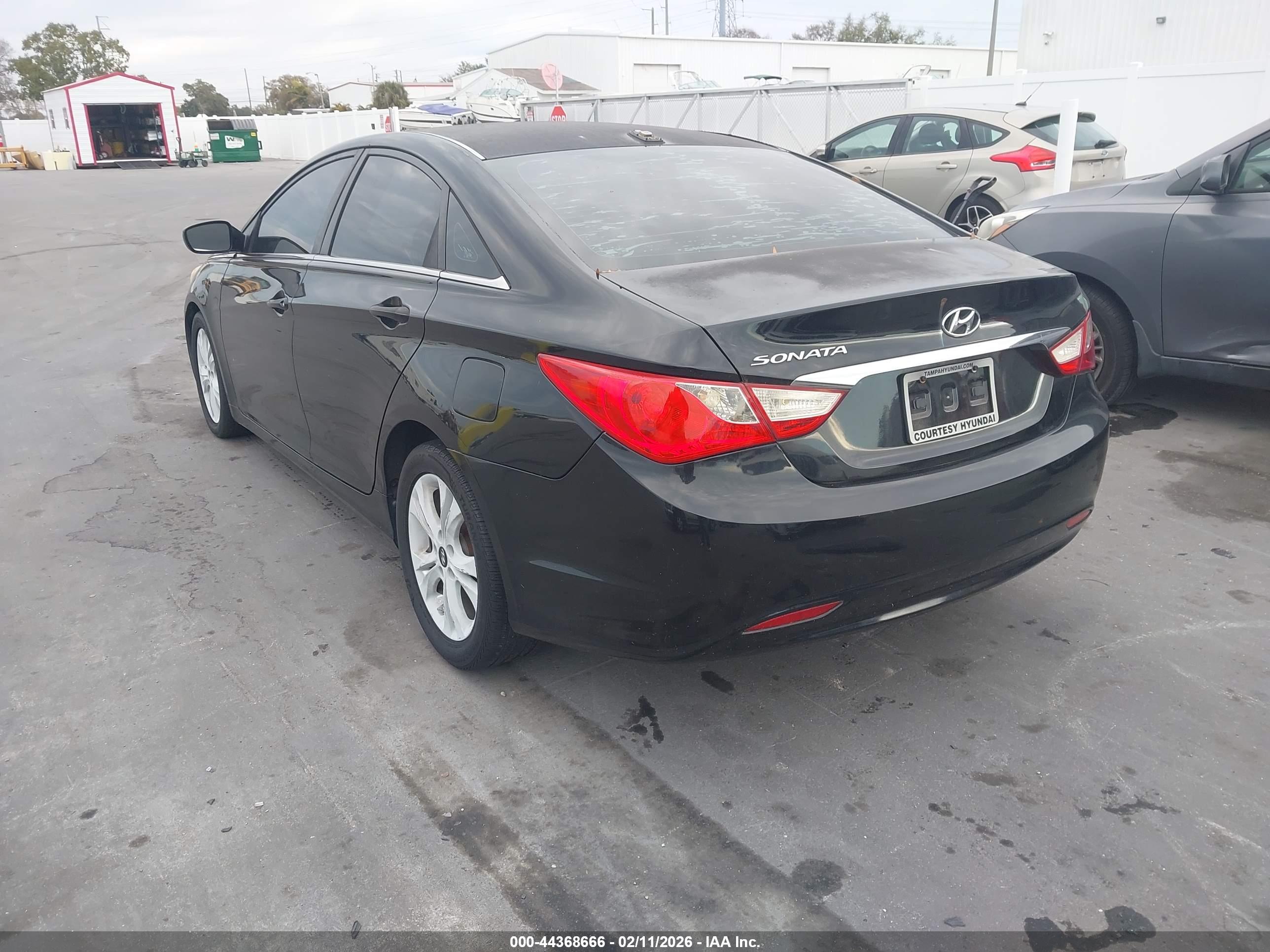 HYUNDAI SONATA image 3