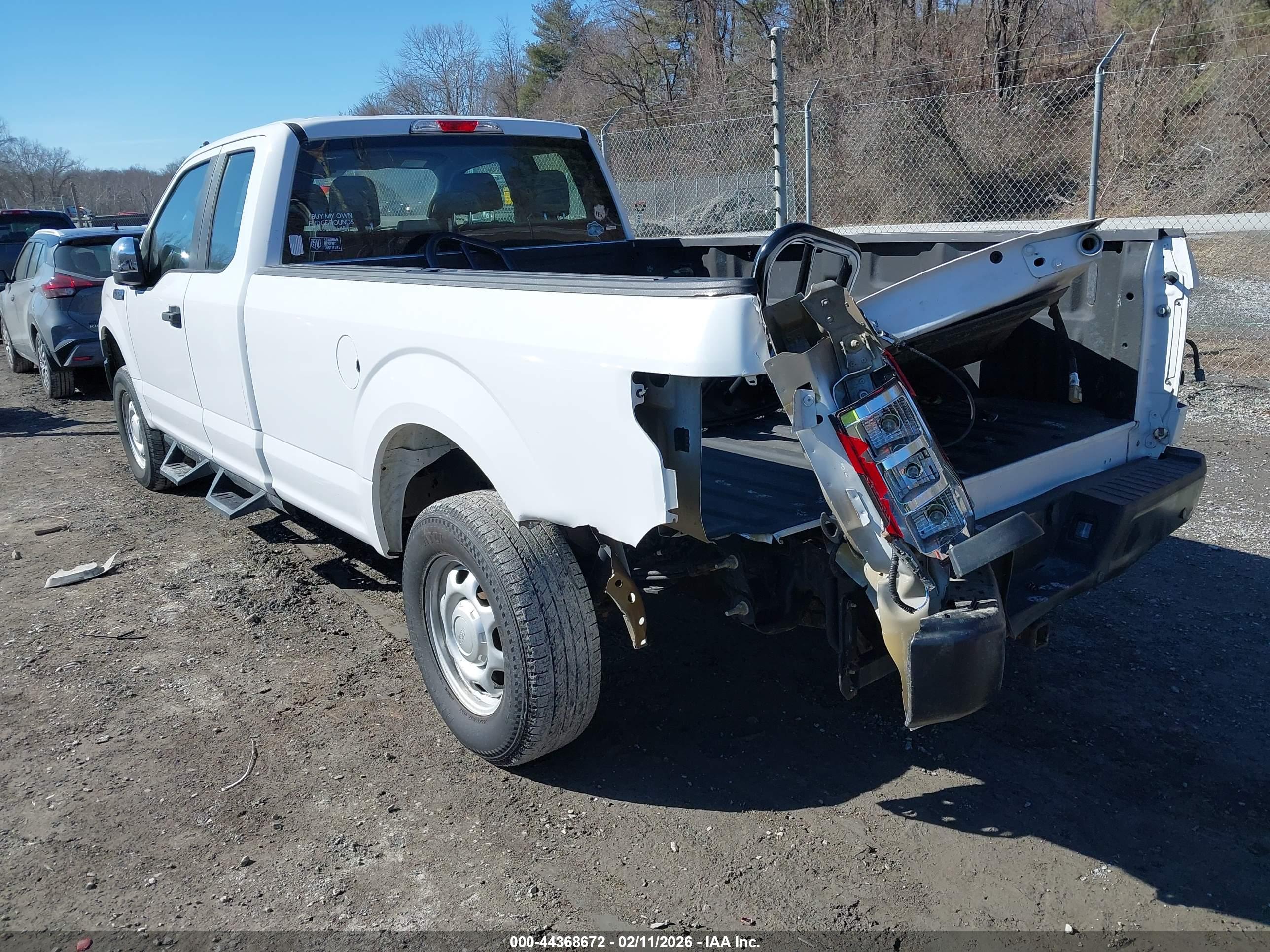 FORD F-150 image 3