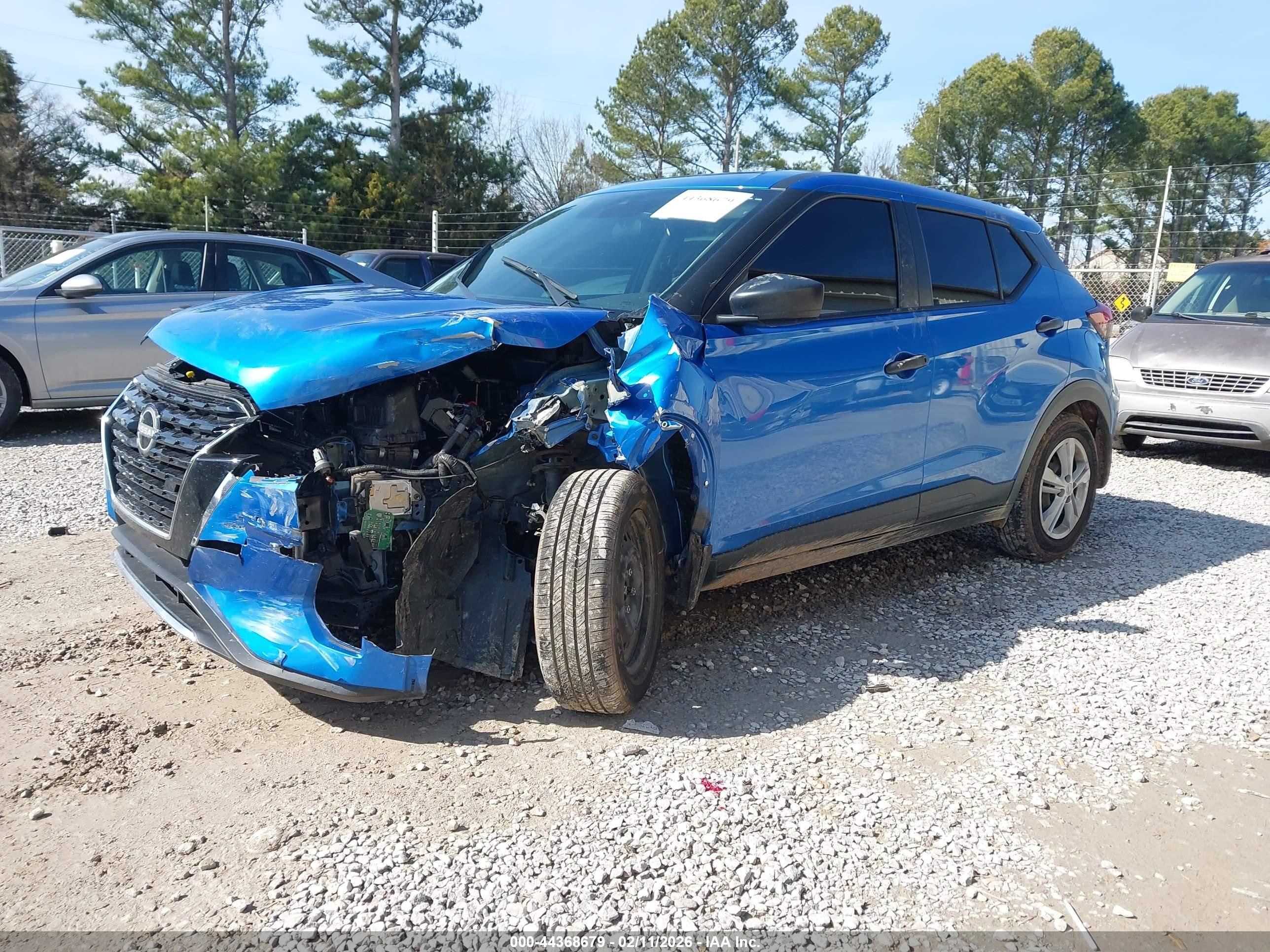 NISSAN KICKS image 2