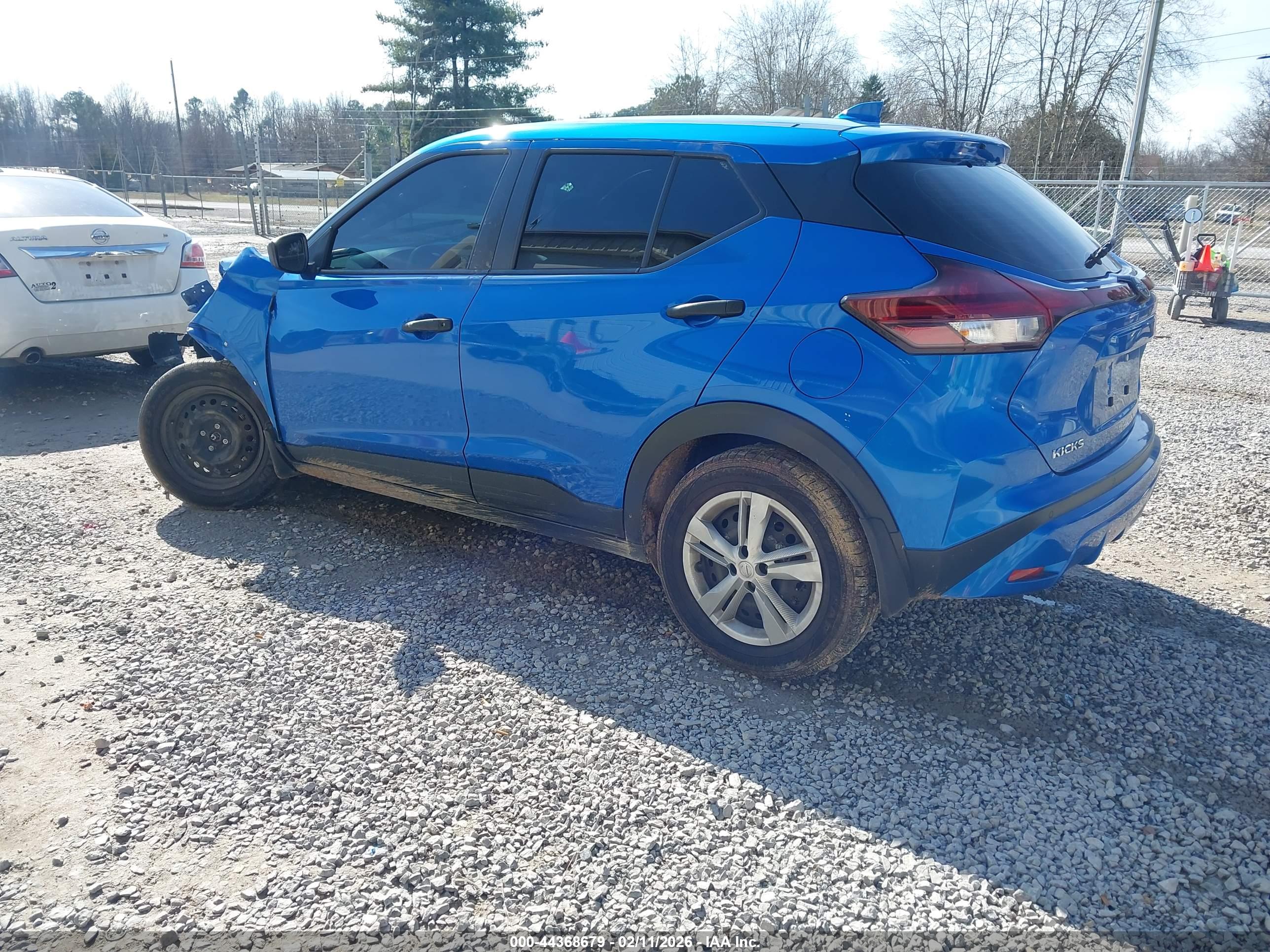 NISSAN KICKS image 3