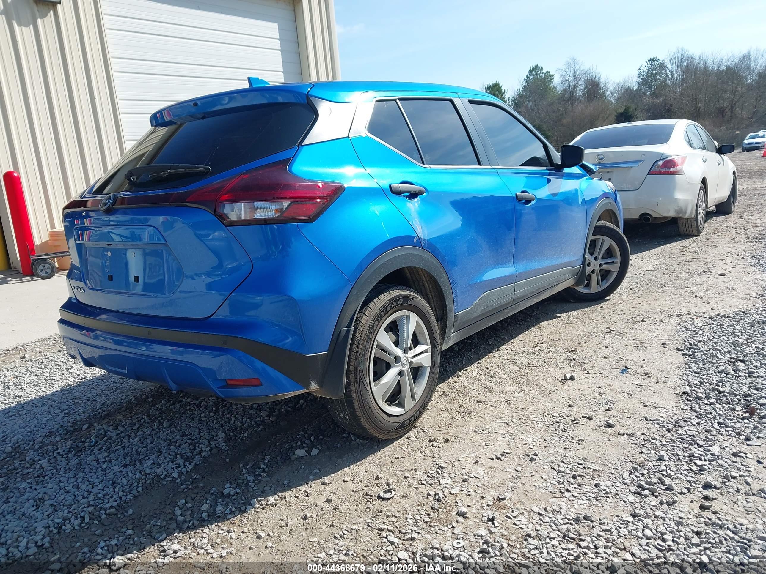 NISSAN KICKS image 4