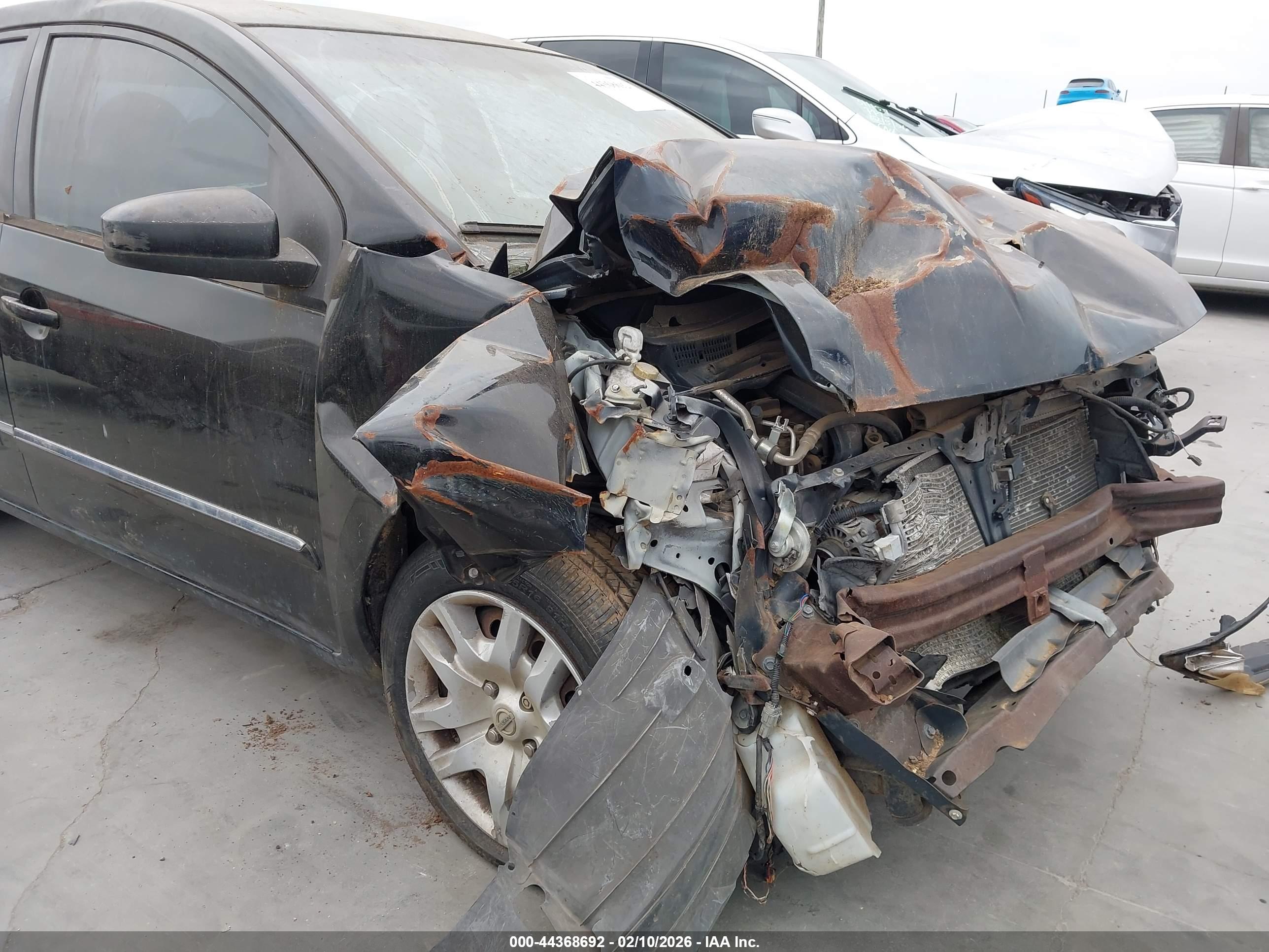 NISSAN SENTRA image 6