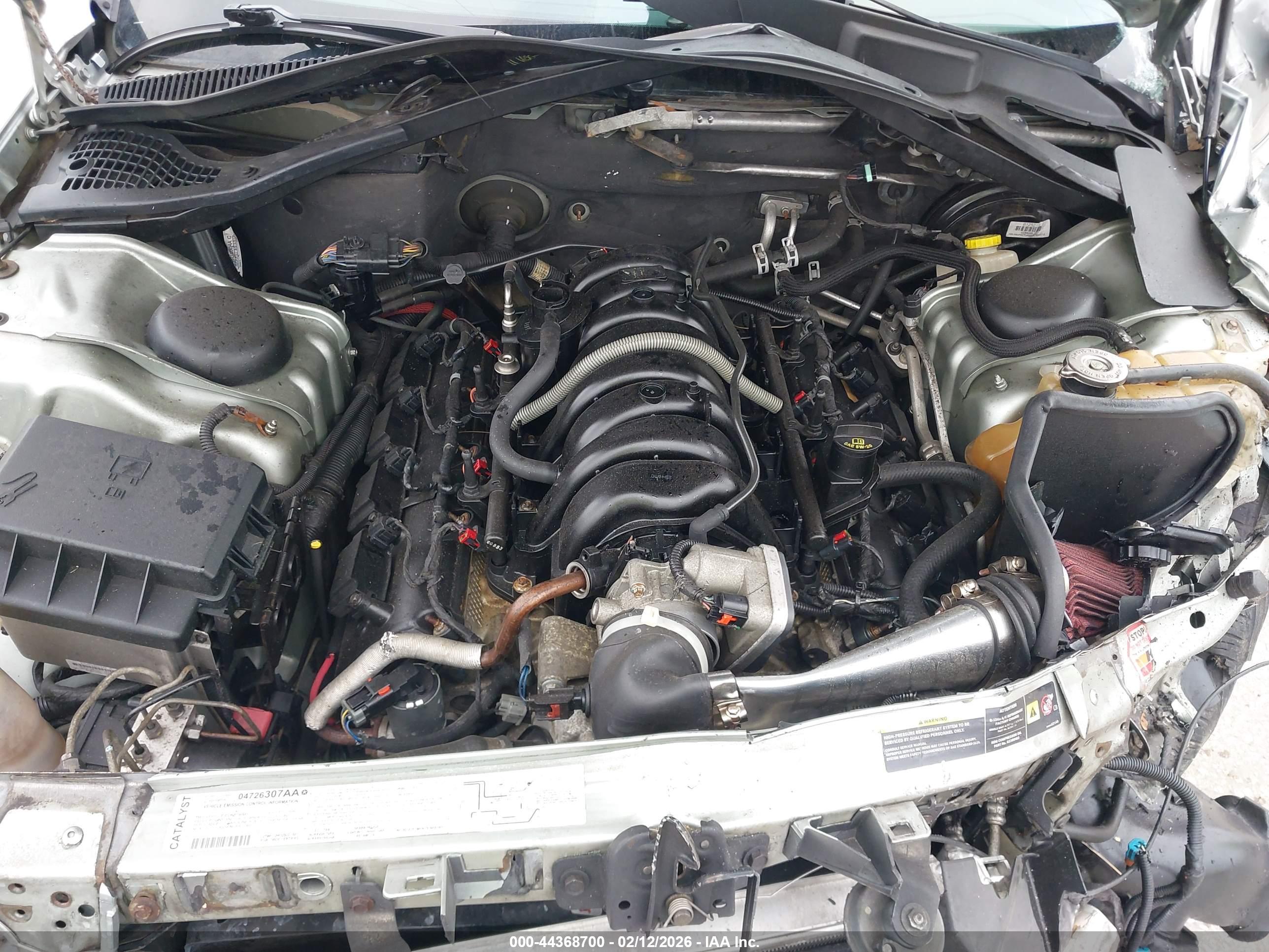 CHRYSLER 300C image 10