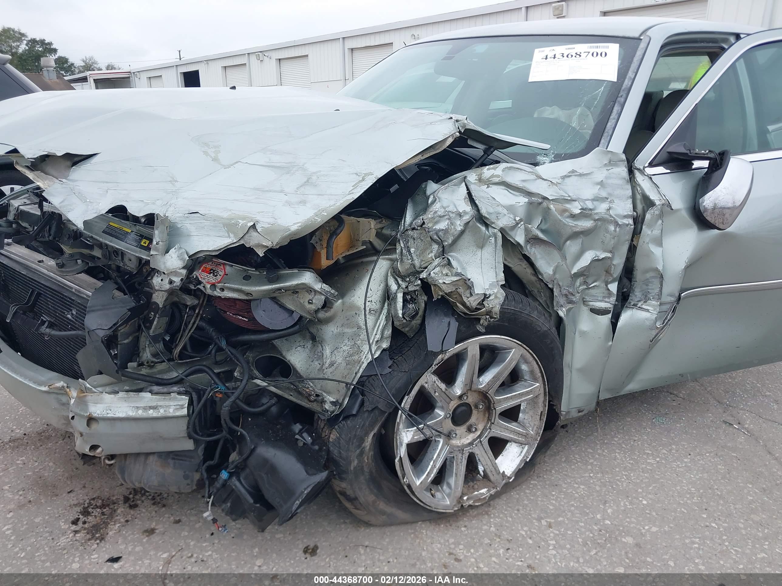 CHRYSLER 300C image 6