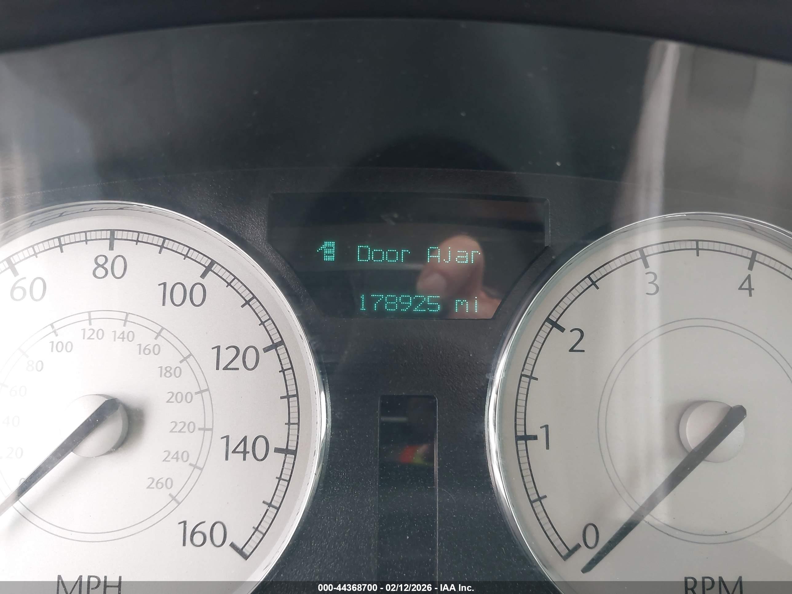 CHRYSLER 300C image 7