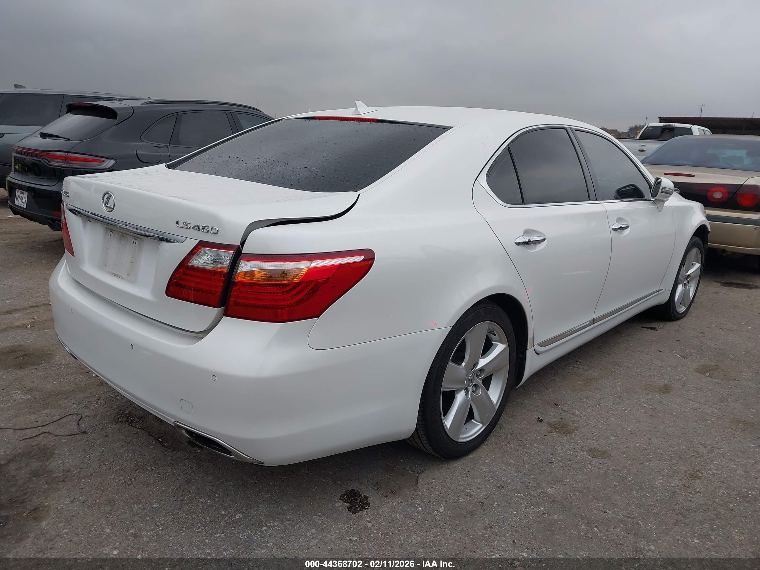 LEXUS LS image 4