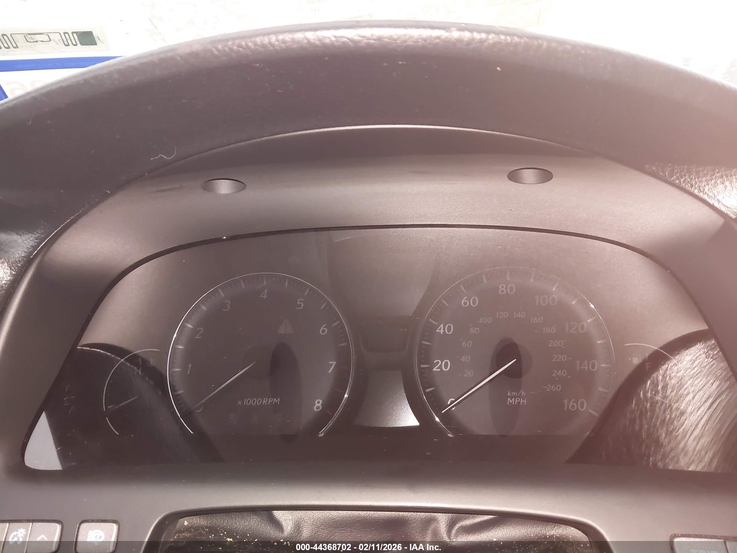 LEXUS LS image 7