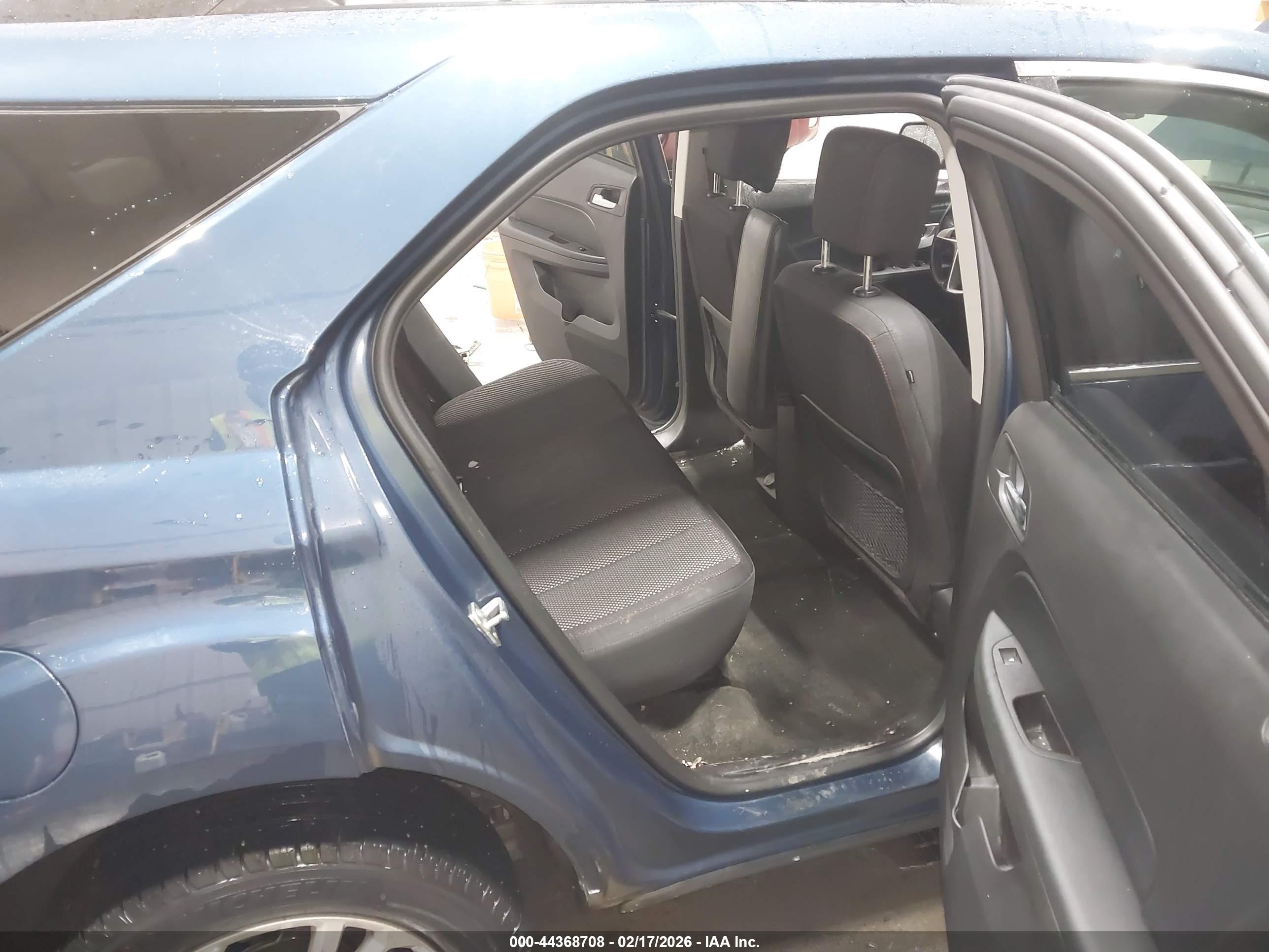 CHEVROLET EQUINOX image 8