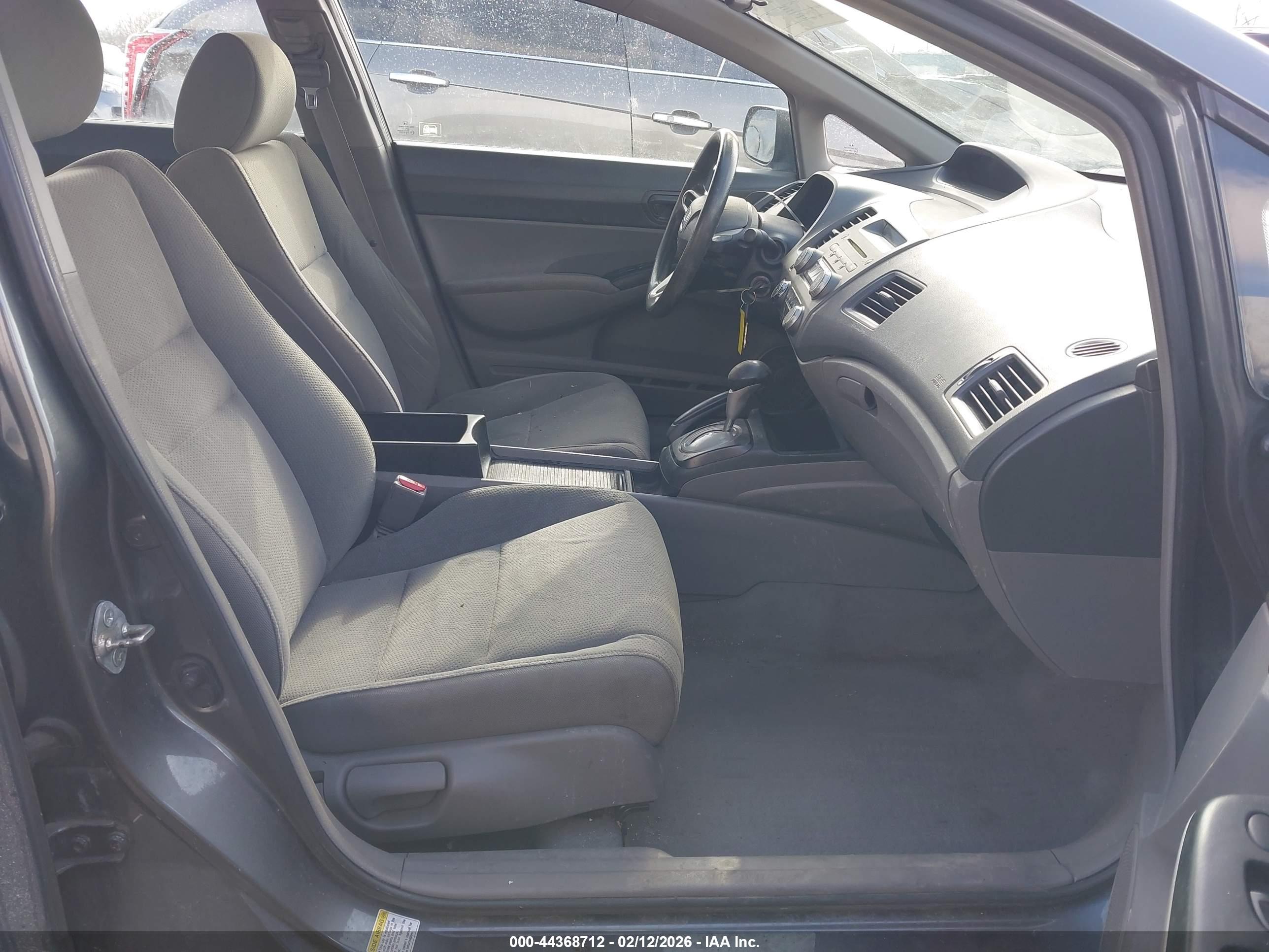 HONDA CIVIC image 5