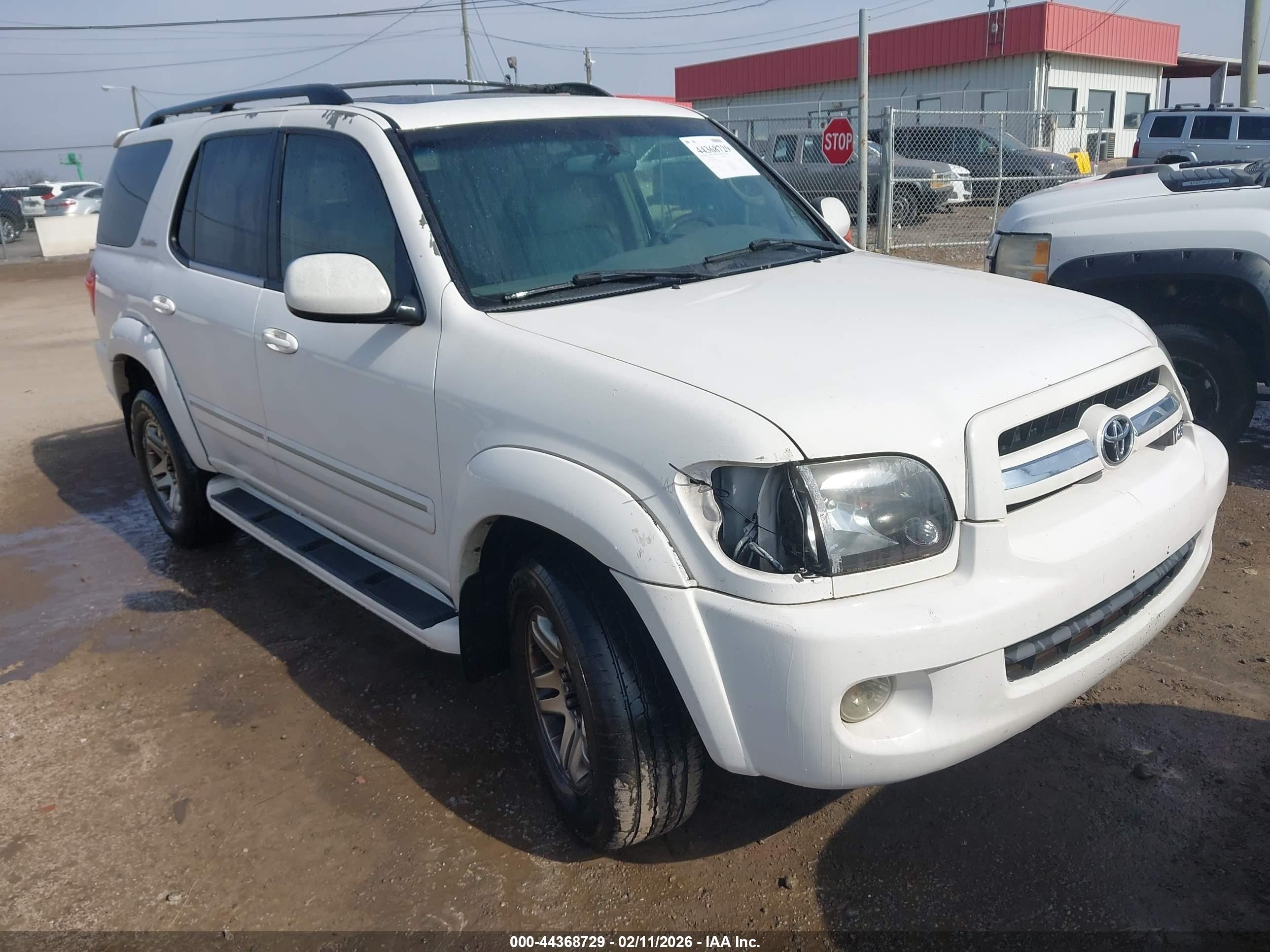 TOYOTA SEQUOIA image 6