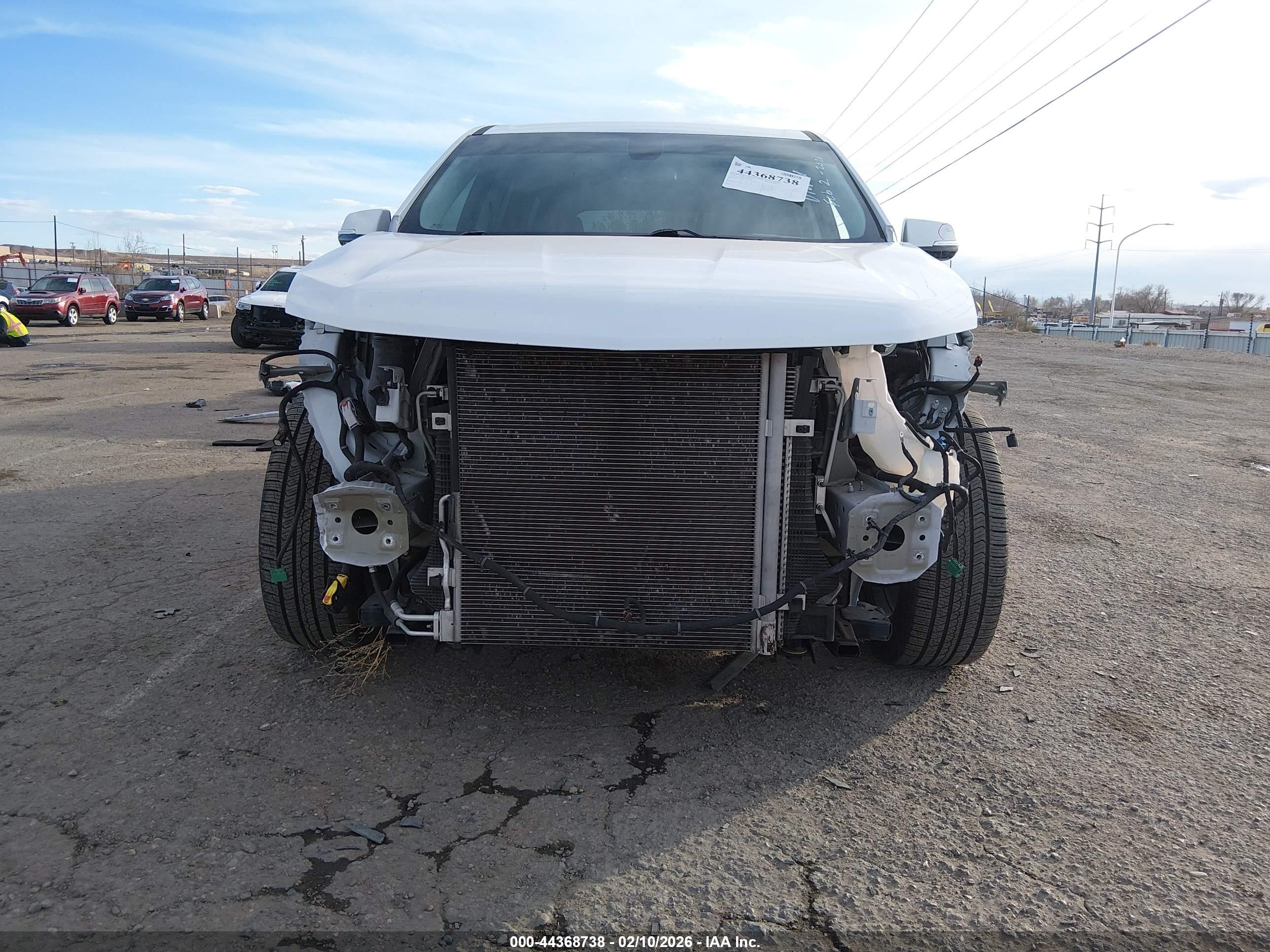 CHEVROLET TRAVERSE image 6