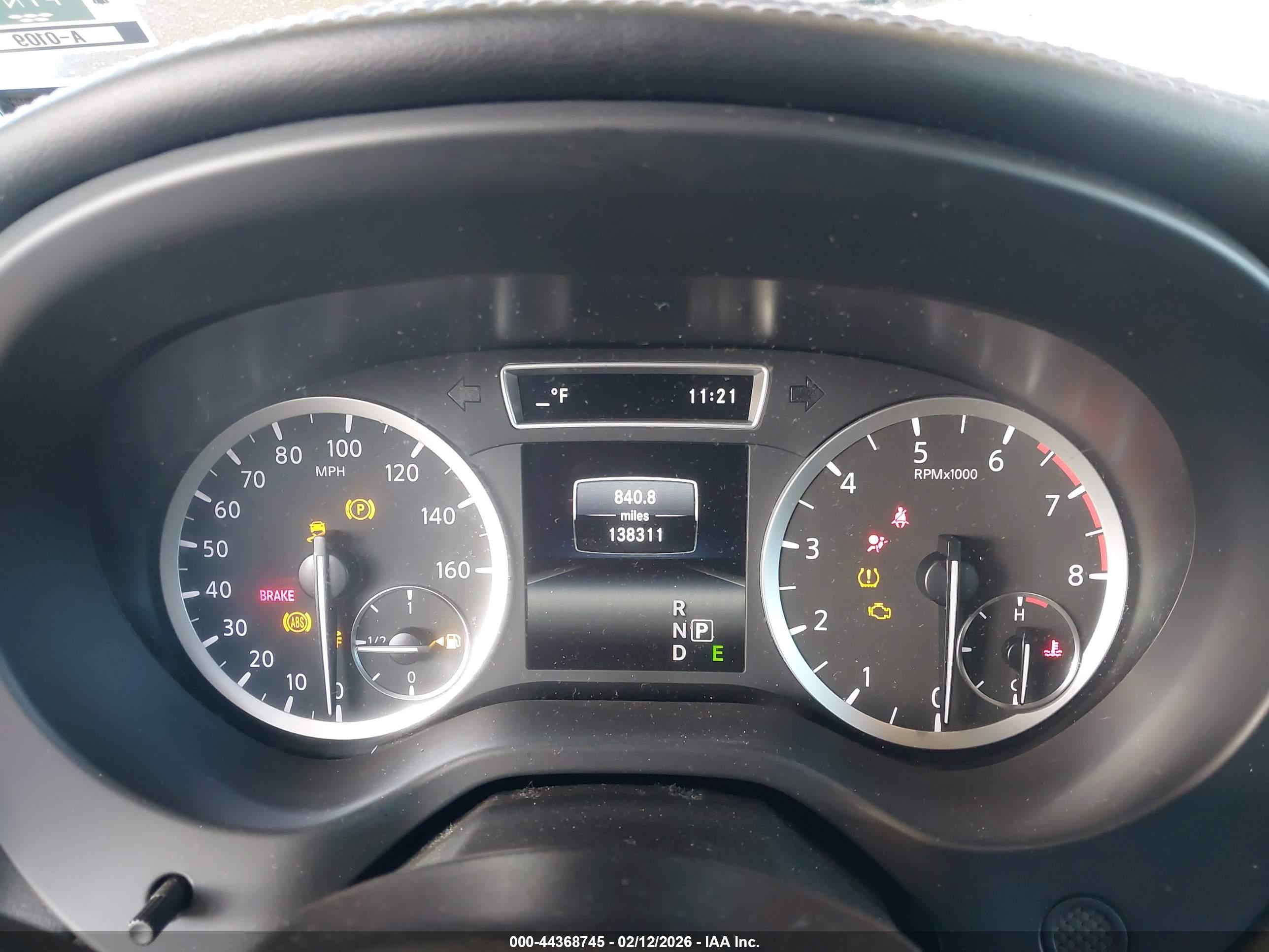 INFINITI QX30 image 7