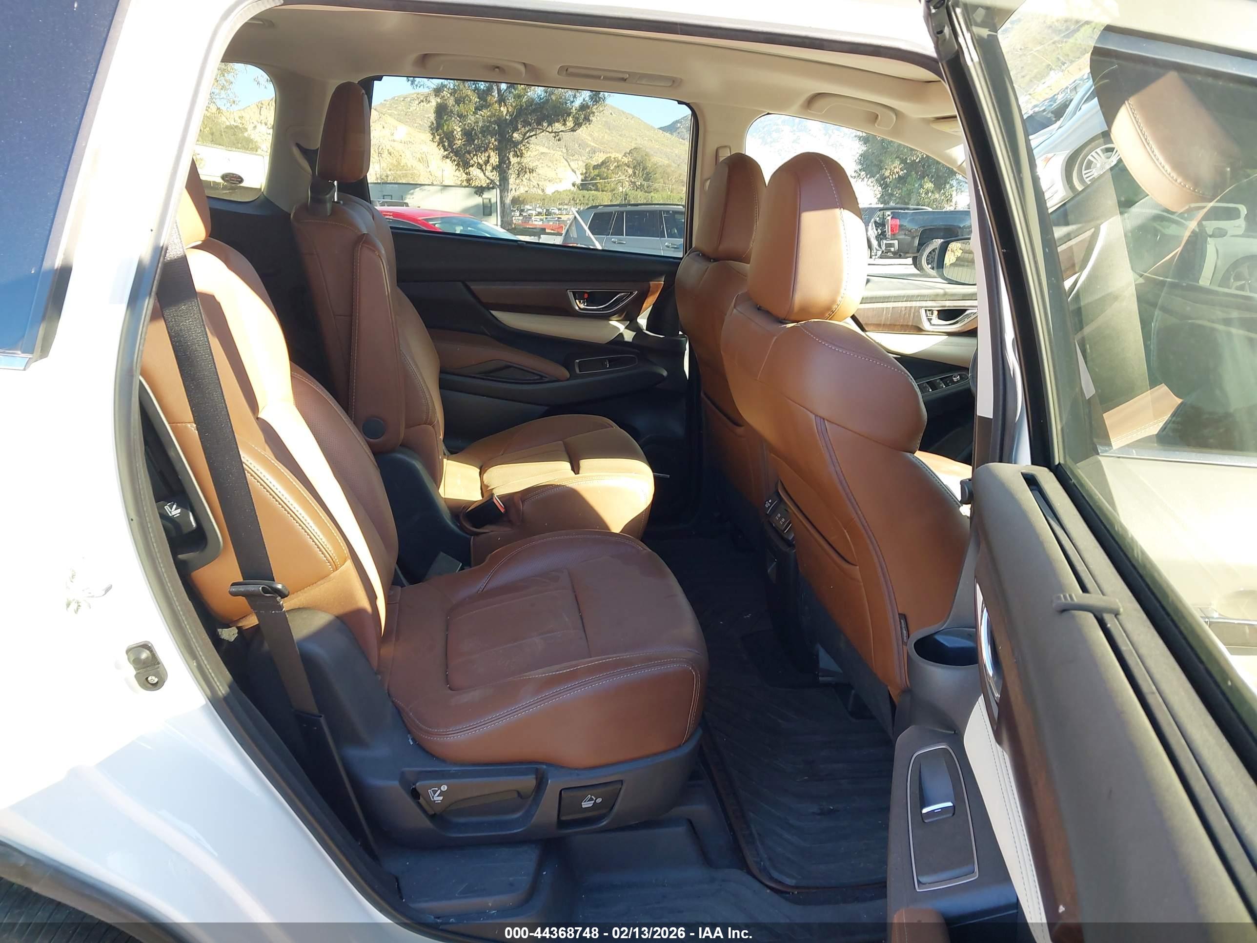 SUBARU ASCENT image 8