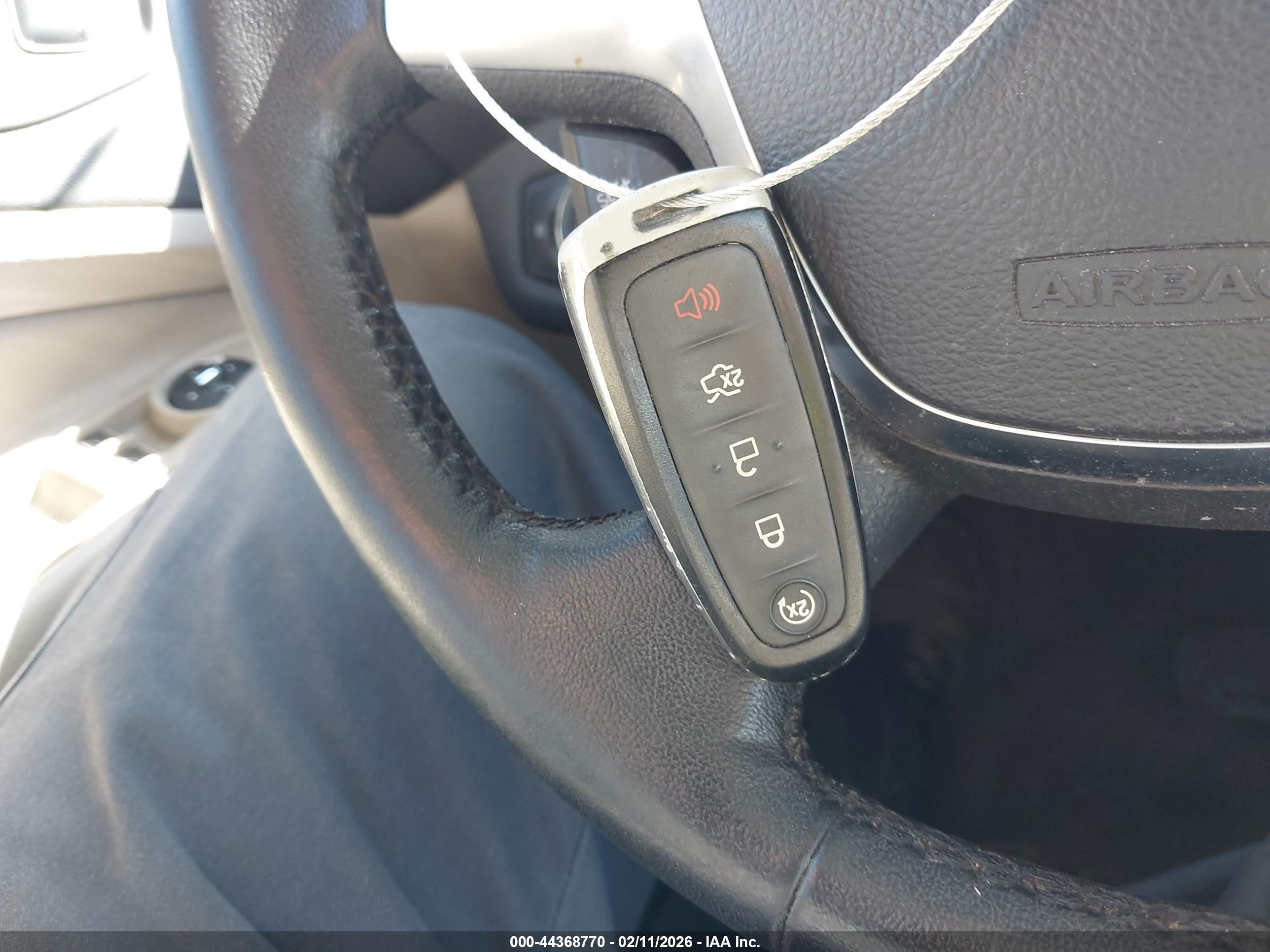 FORD ESCAPE image 11