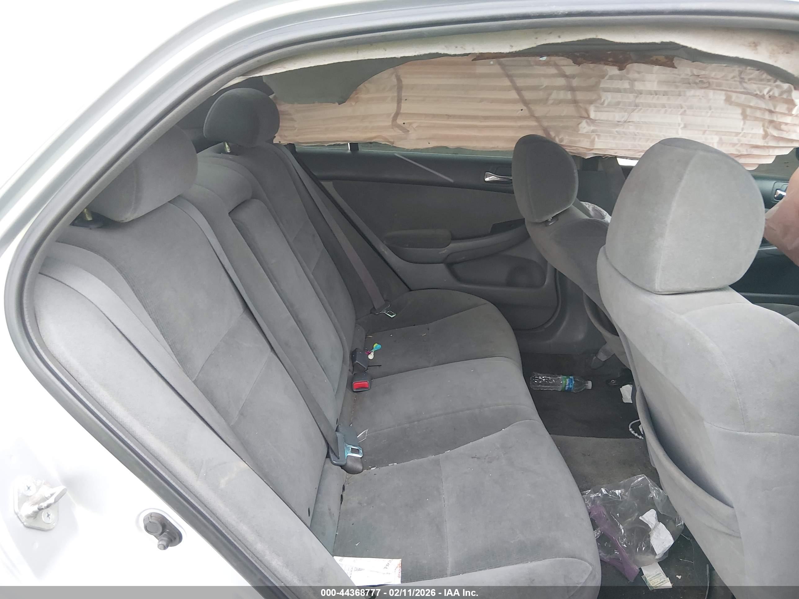 HONDA ACCORD image 8
