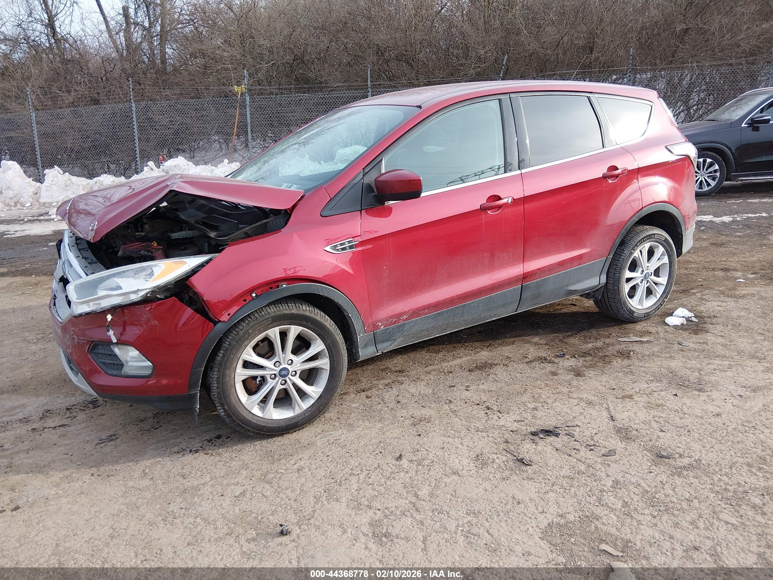 FORD ESCAPE image 2