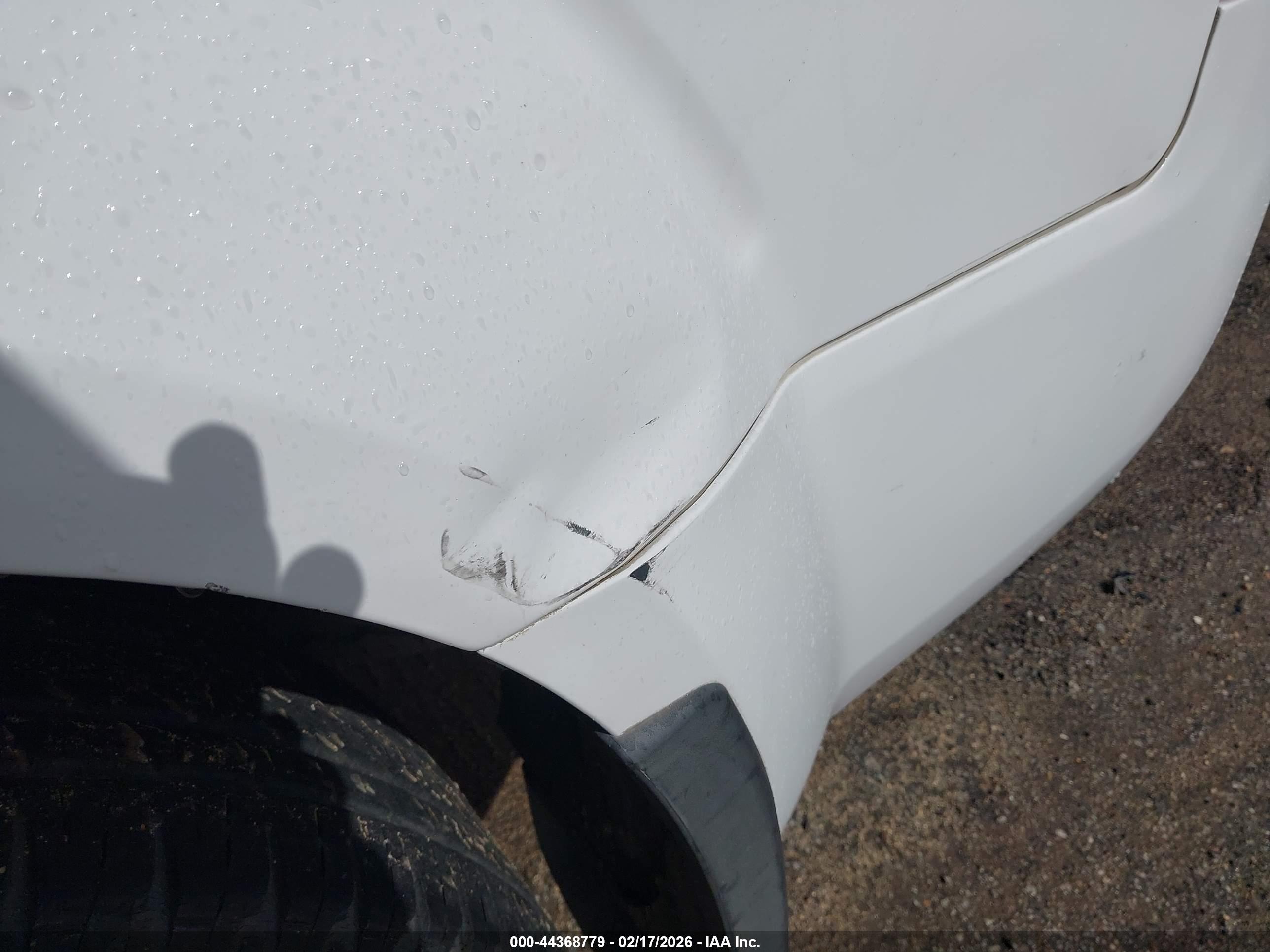 NISSAN PATHFINDER image 6
