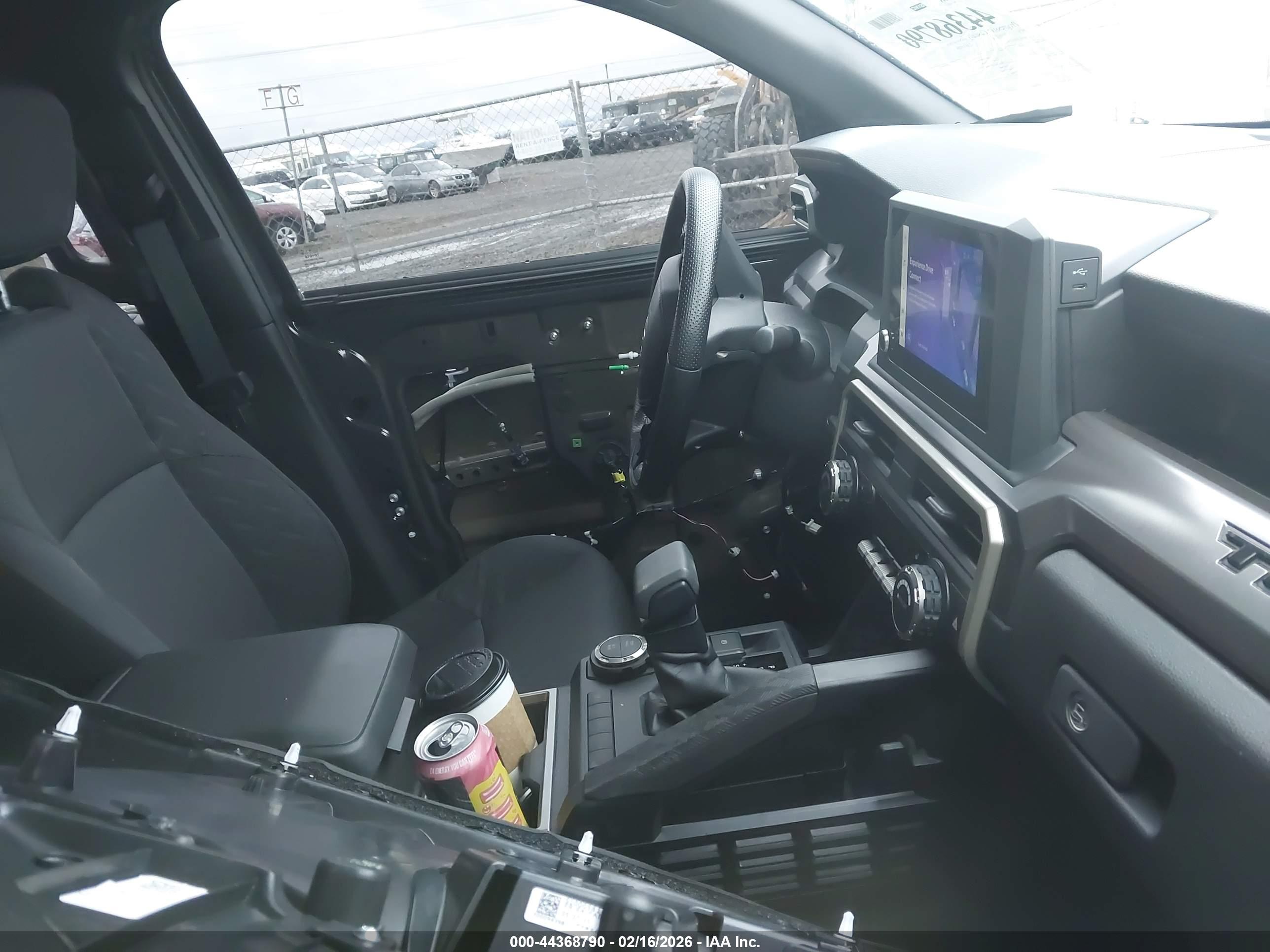 TOYOTA TACOMA image 5