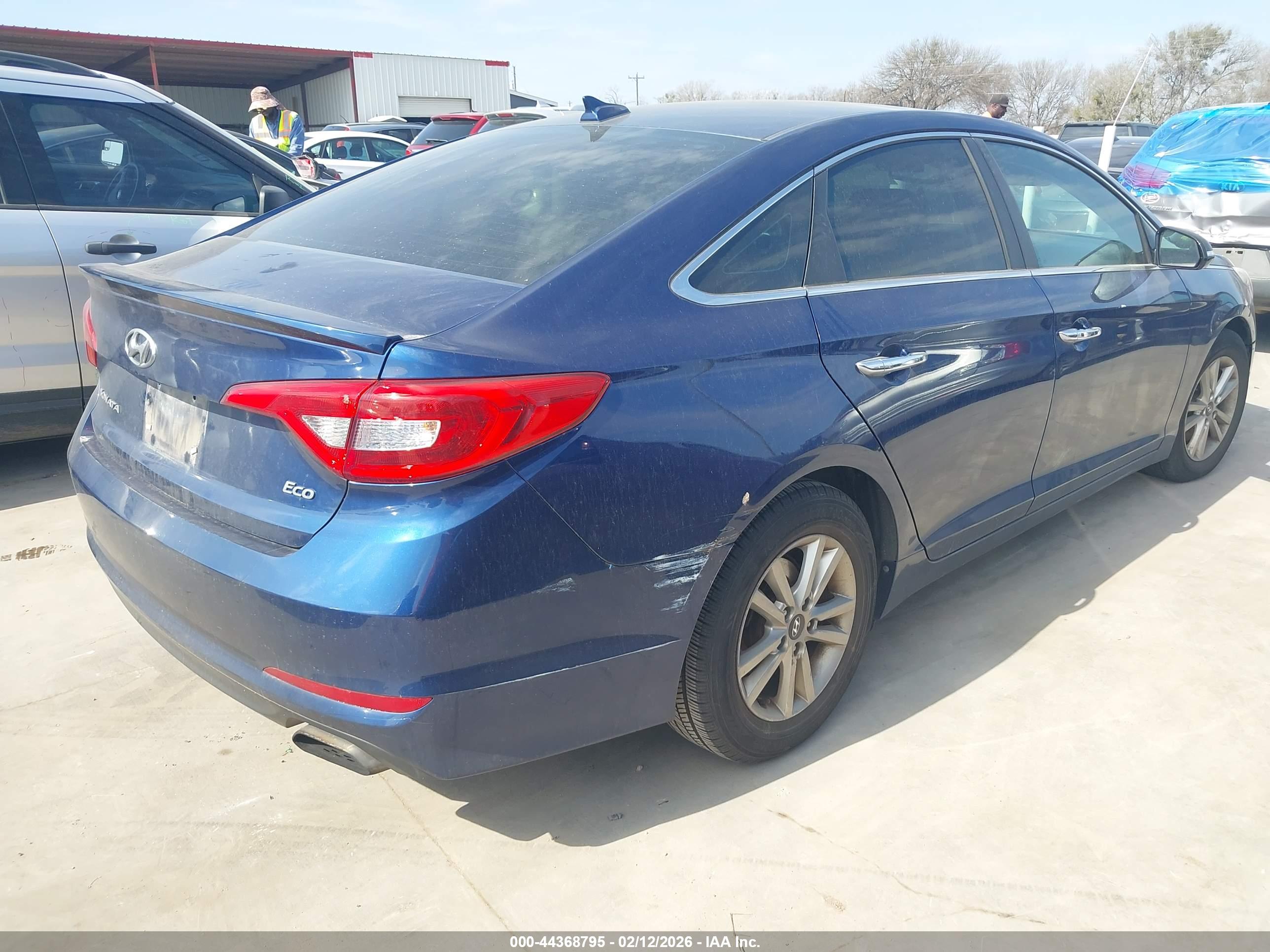 HYUNDAI SONATA image 4