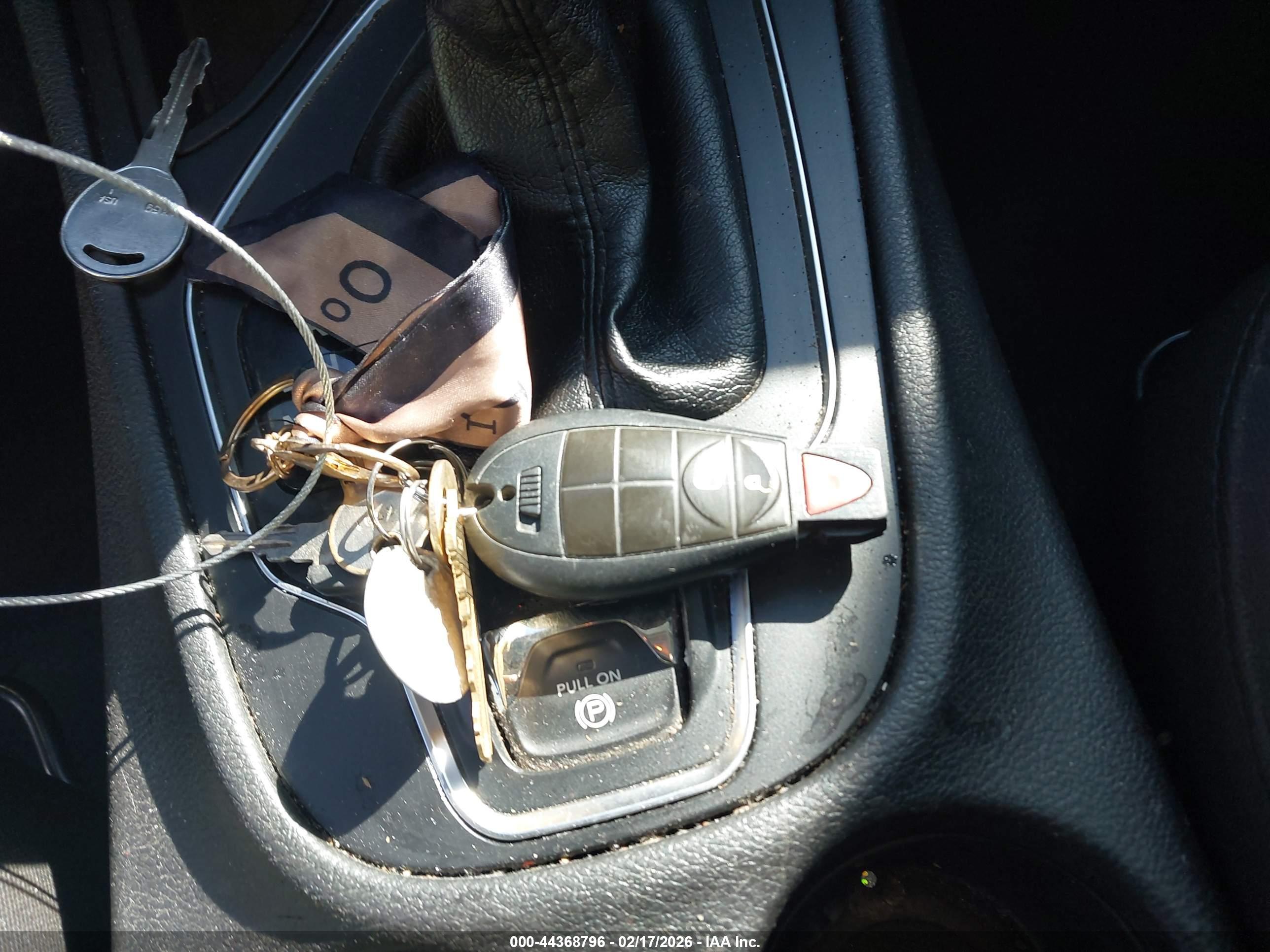 JEEP CHEROKEE image 11