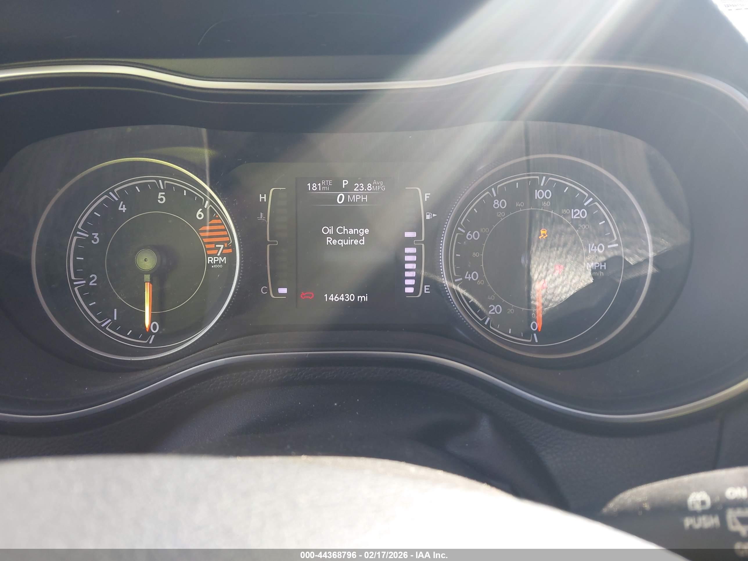 JEEP CHEROKEE image 7
