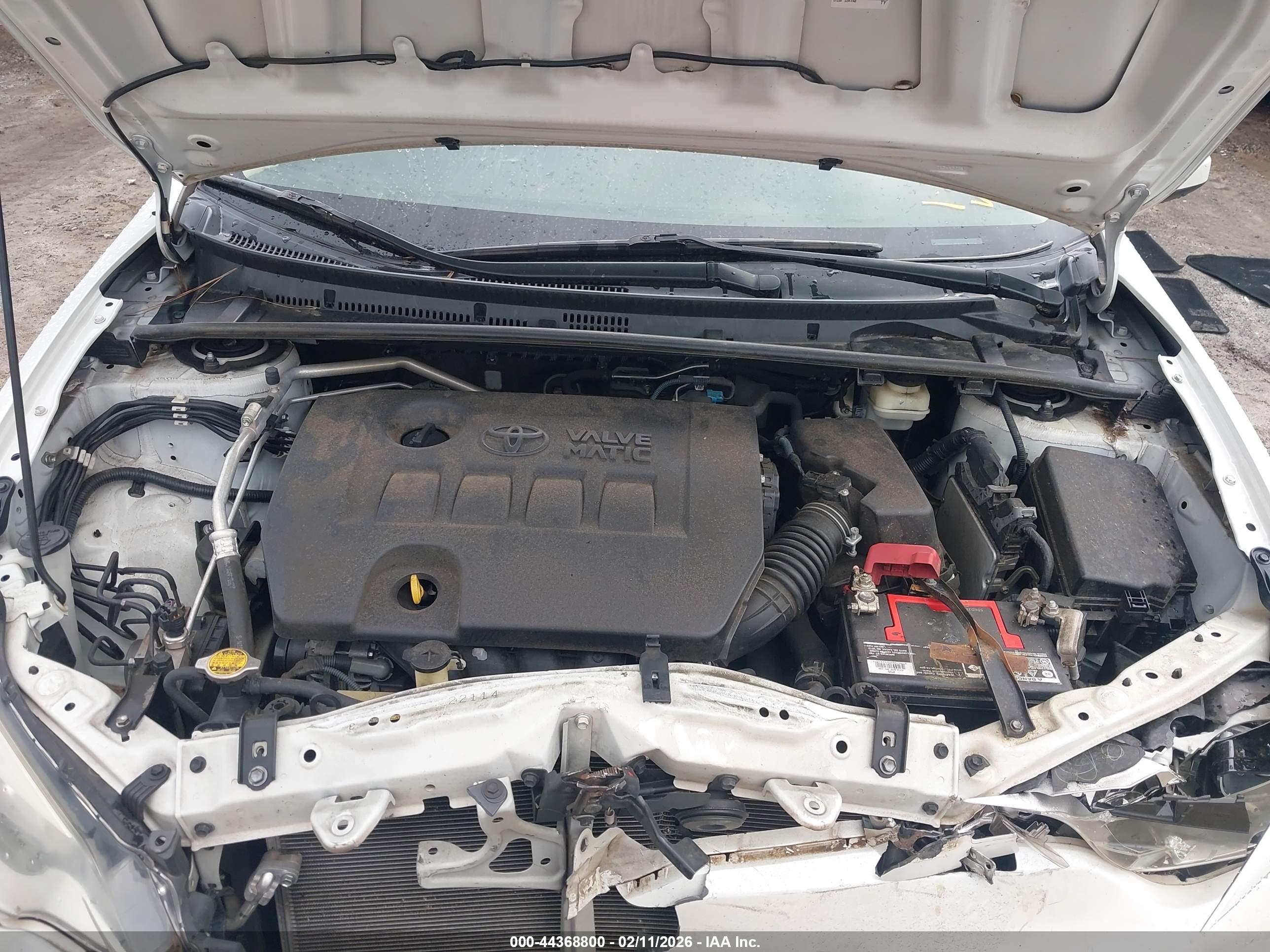TOYOTA COROLLA image 10