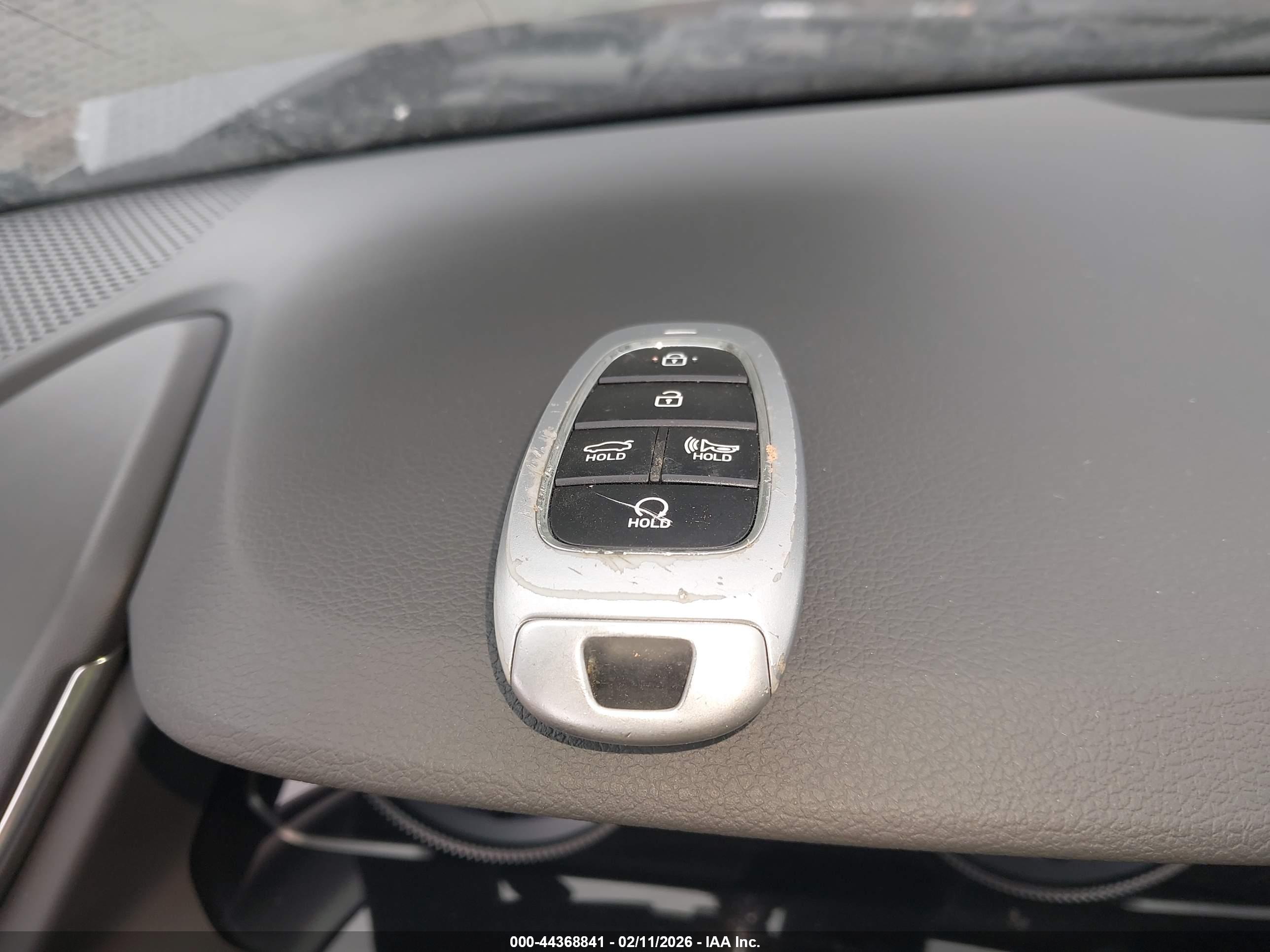 HYUNDAI SONATA image 11