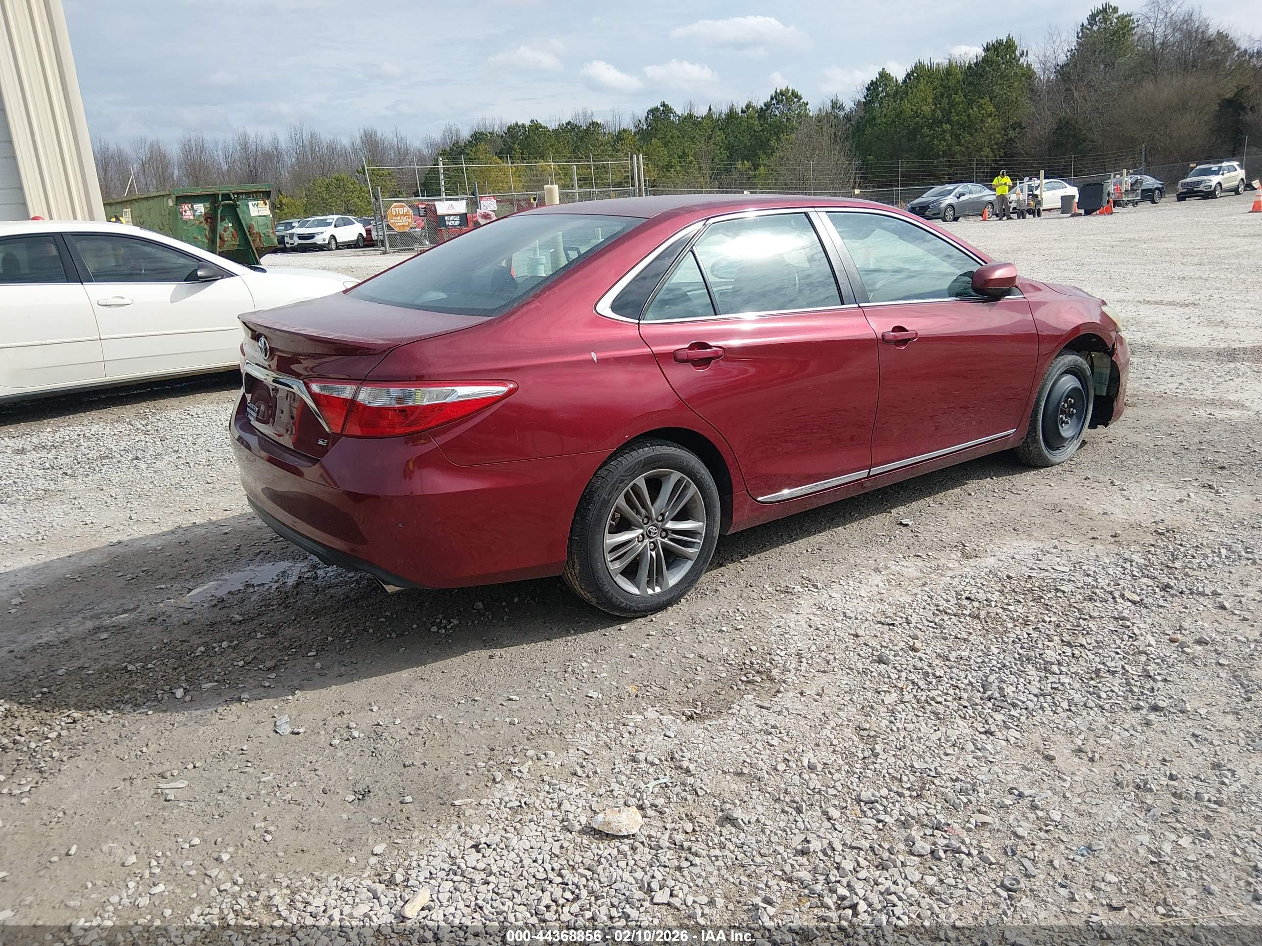 TOYOTA CAMRY image 4