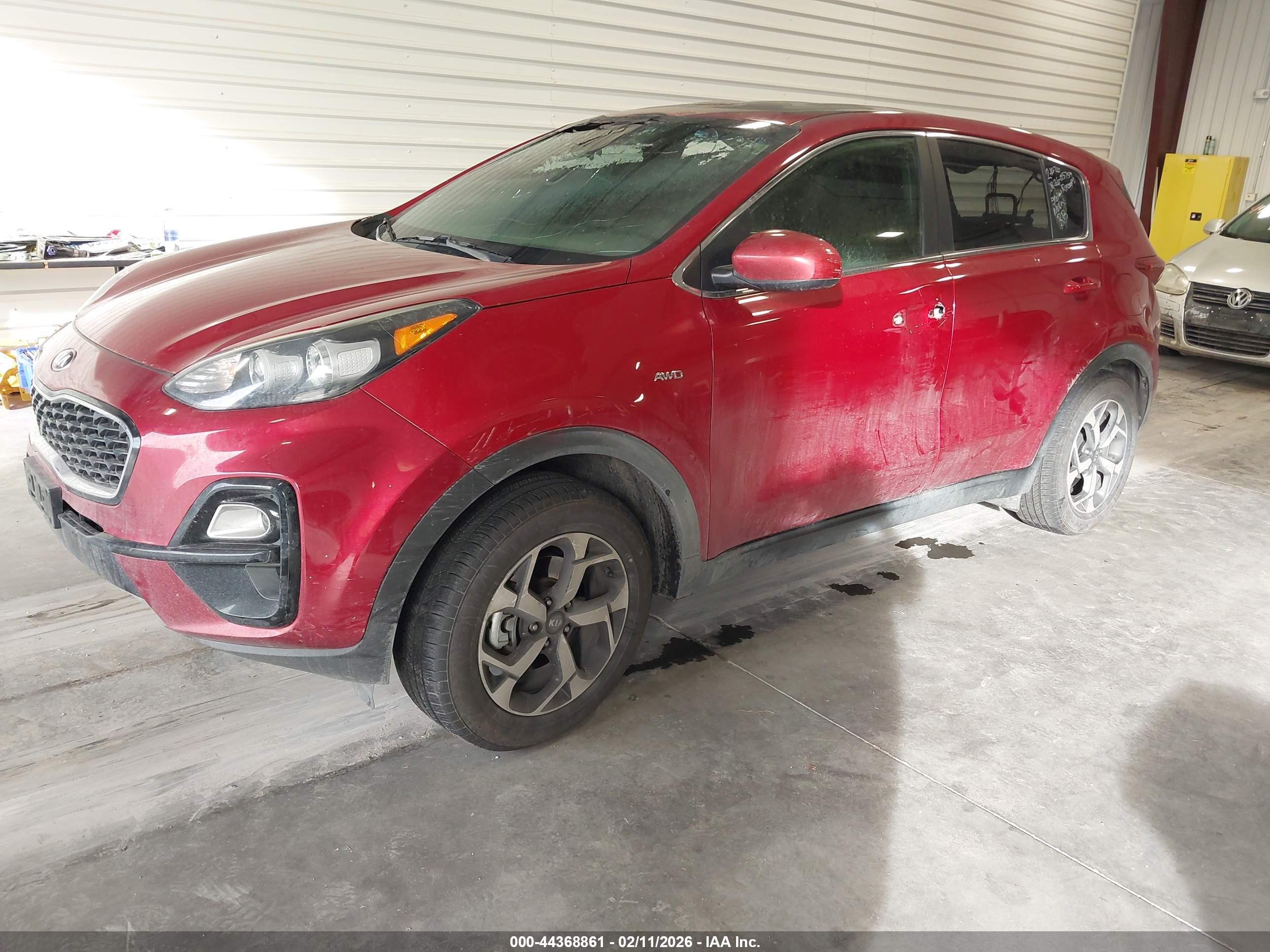 KIA SPORTAGE image 2