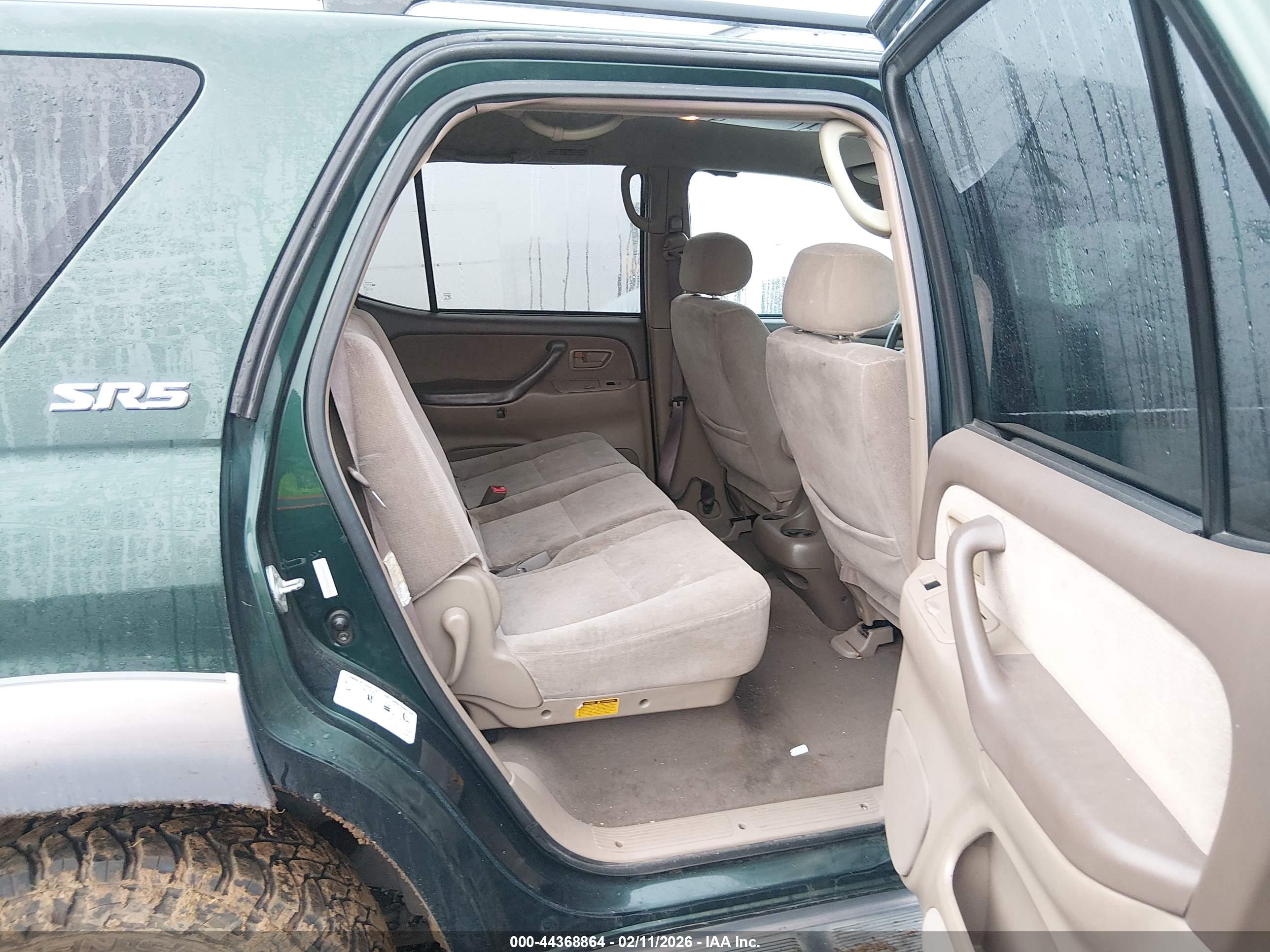 TOYOTA SEQUOIA image 8