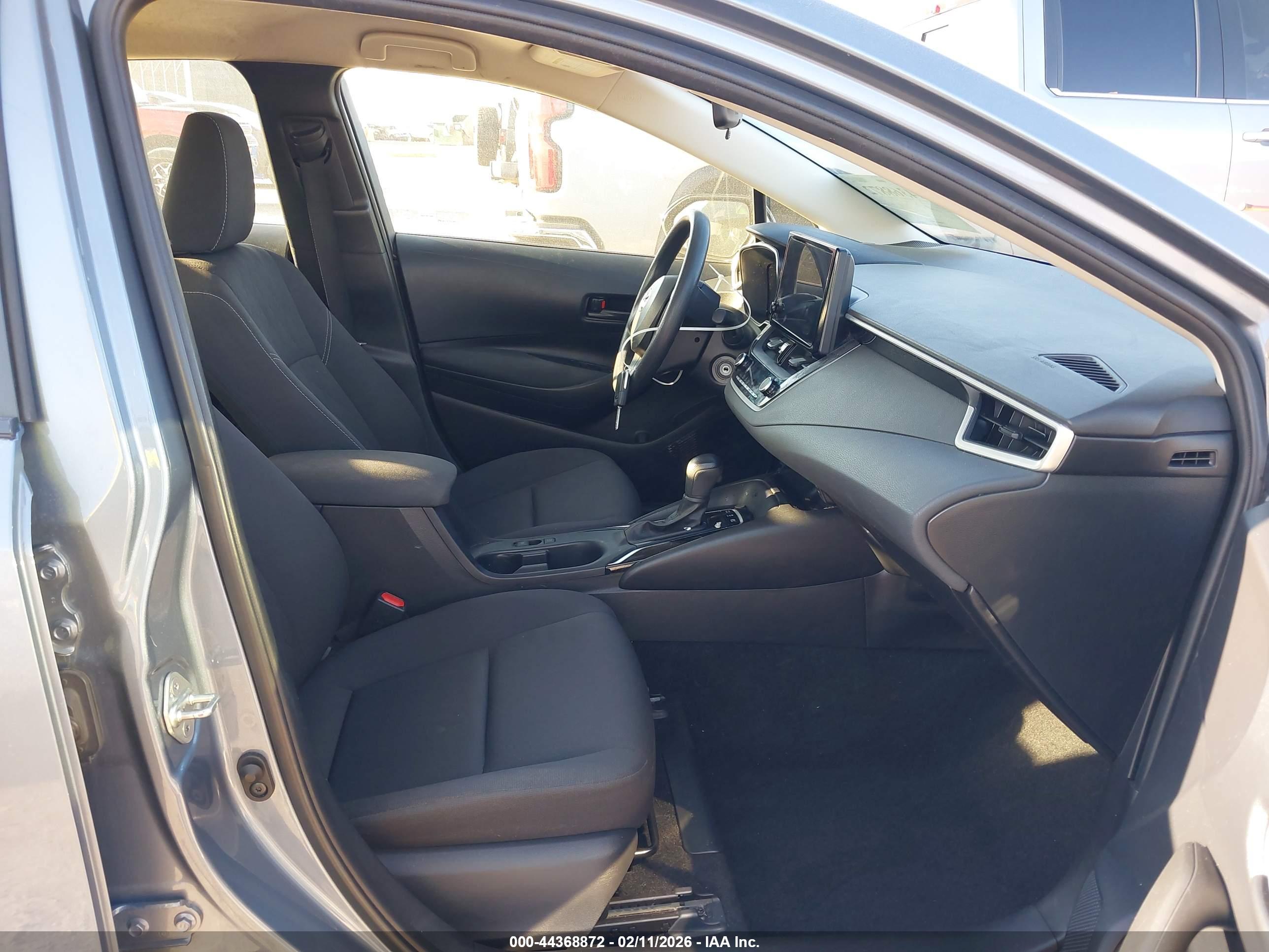 TOYOTA COROLLA image 5