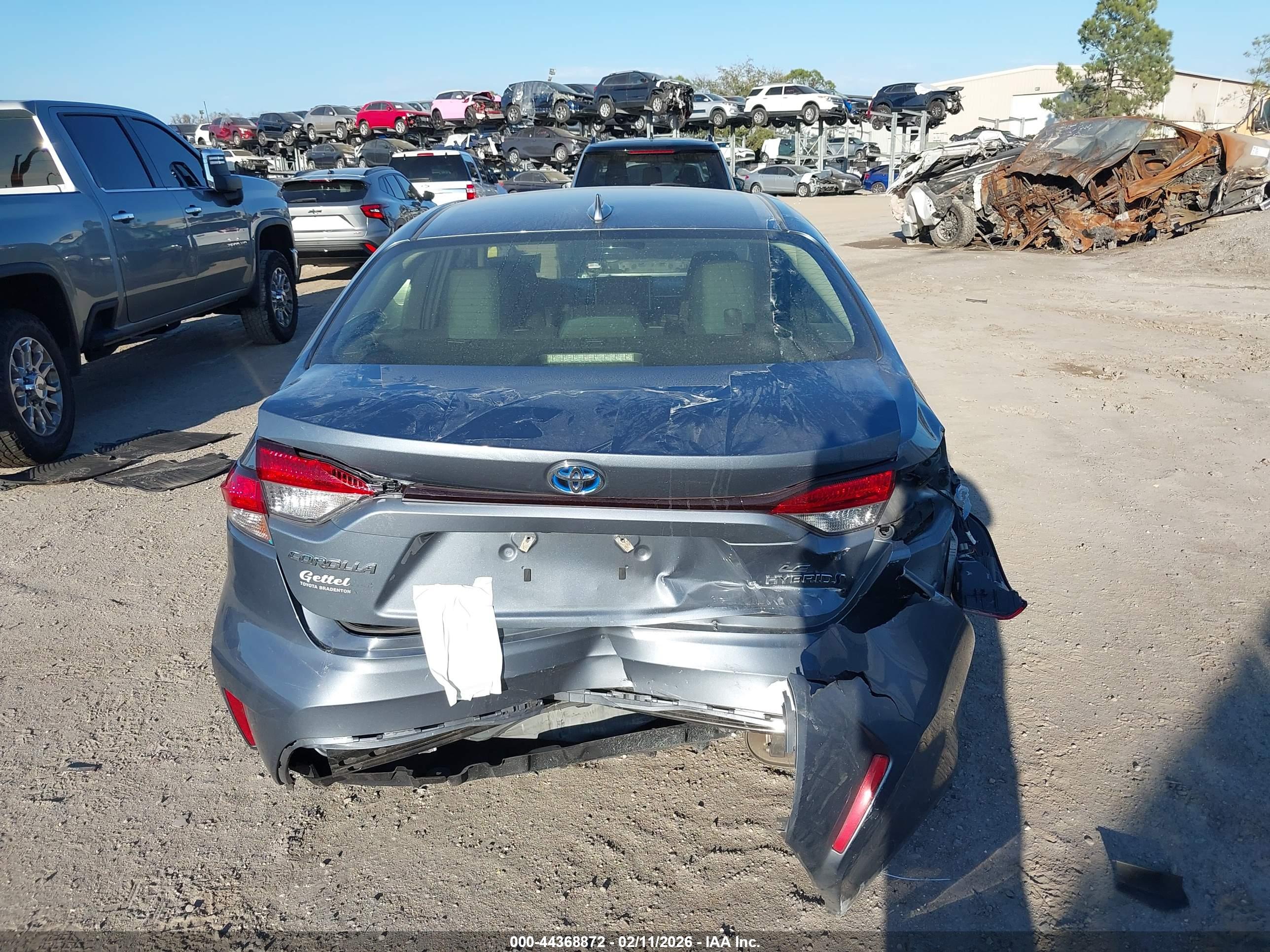 TOYOTA COROLLA image 6