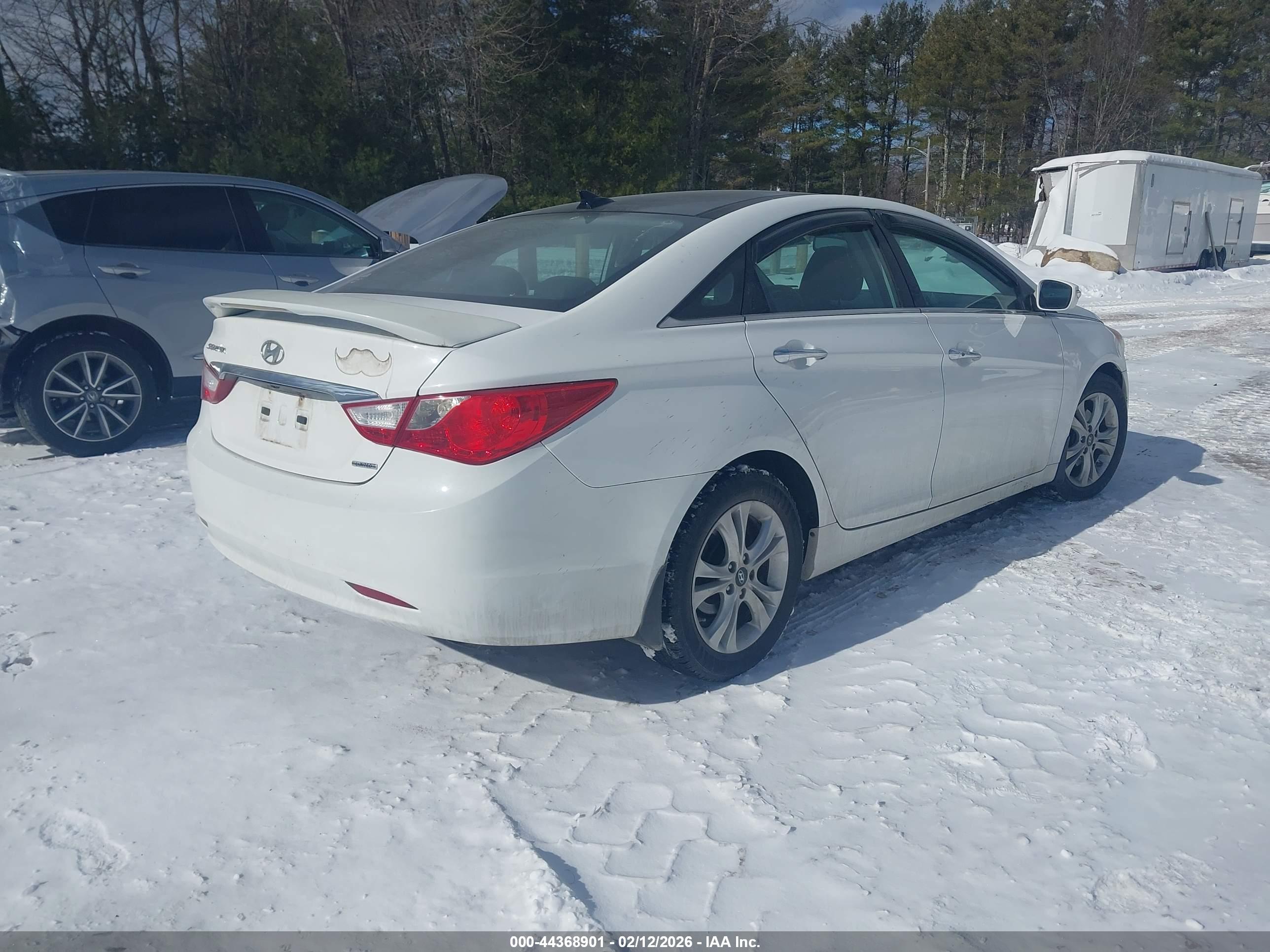 HYUNDAI SONATA image 4